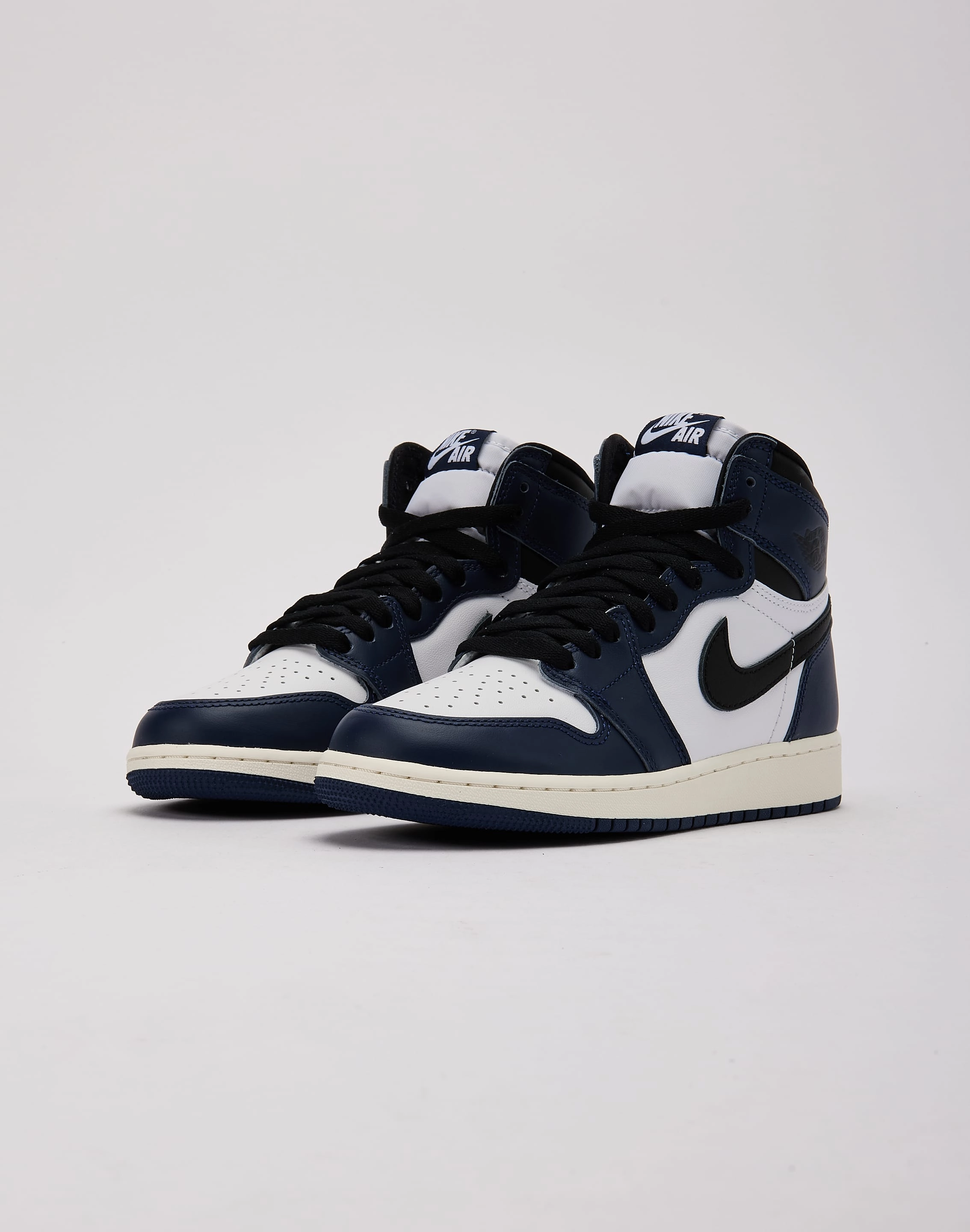 Washable Construction Jordan Air Jordan 1 Retro High OG 'Midnight Navy' Grade-School
