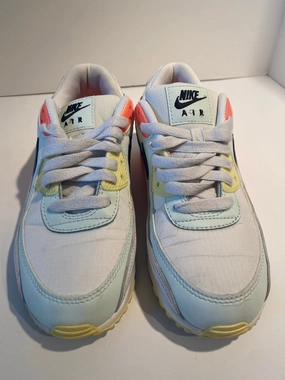 Shoes Sneakers By Nike  Size: 8 Weekend Walks Arch   Support