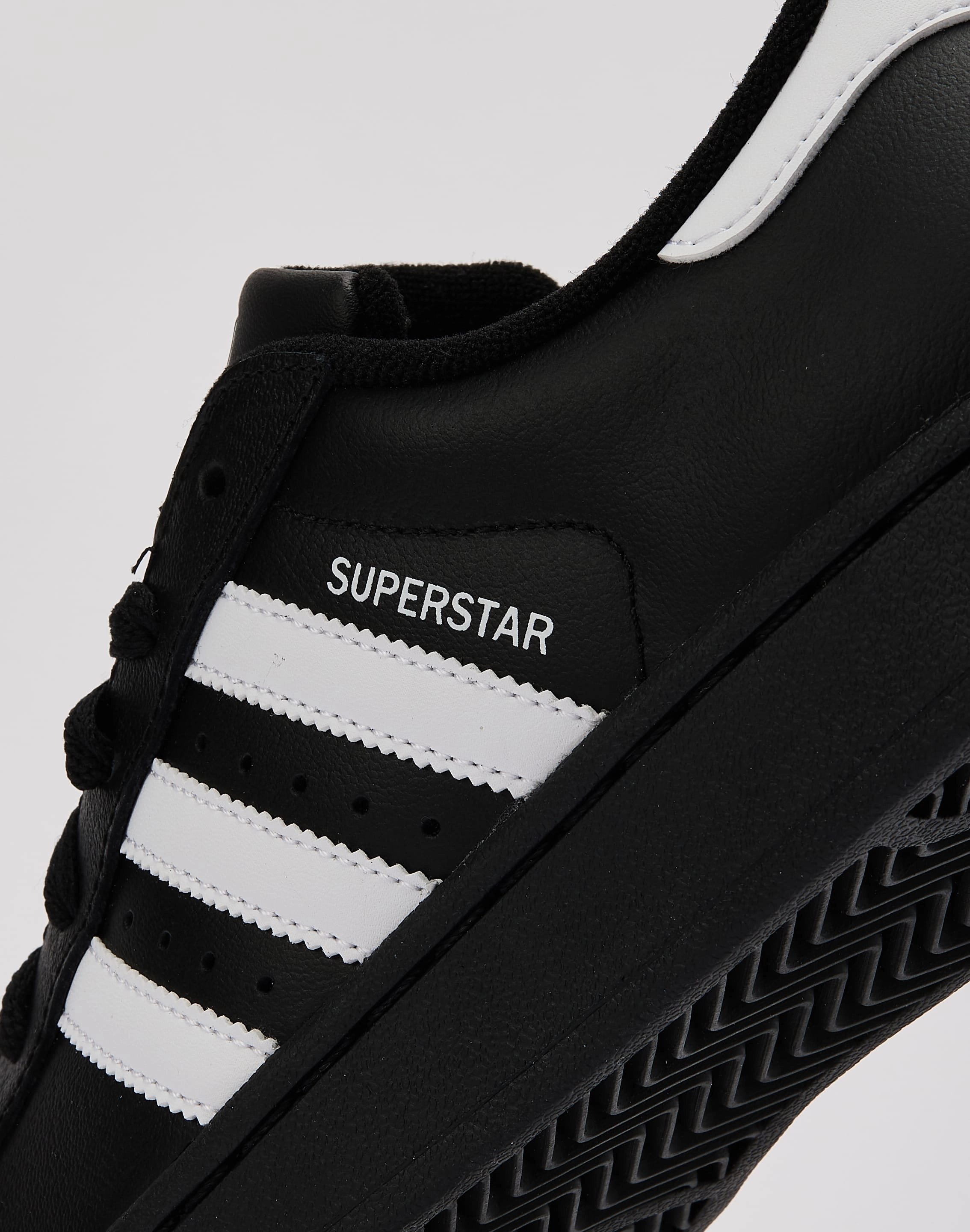Adidas Superstar II Grade-School Ventilation holes