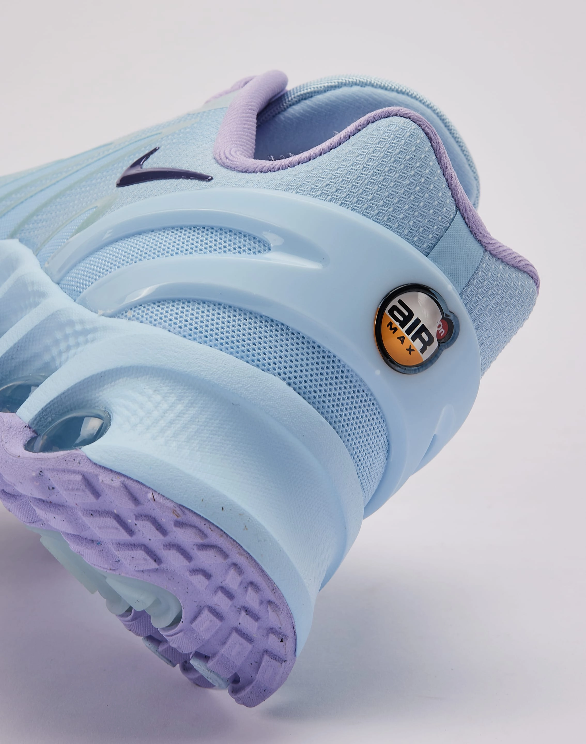 Nike Air Max Dn8 Grade-School running in marathons shoes Enhanced foot support