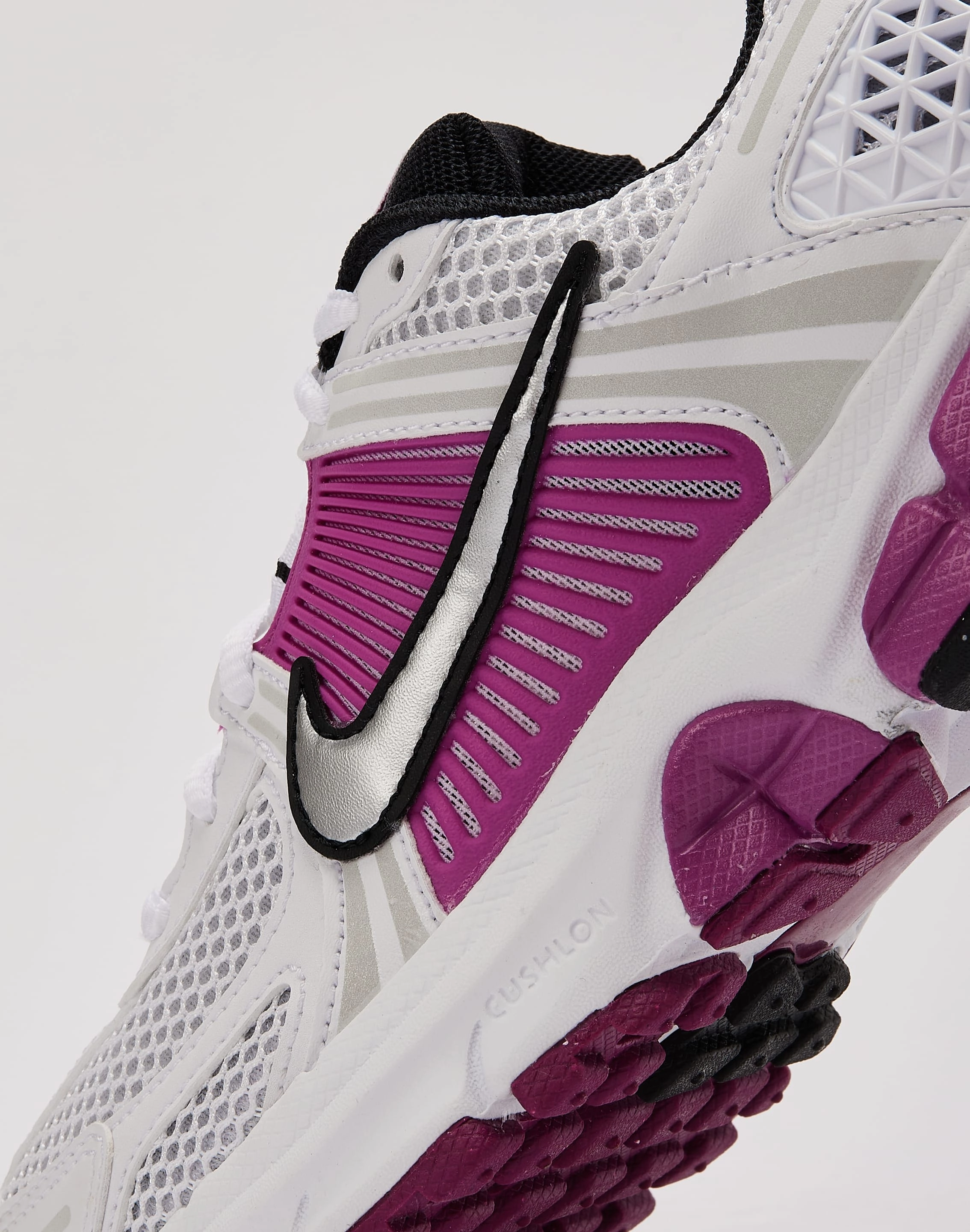 Contoured Footbed Support Nike Zoom Vomero 5 Grade-School