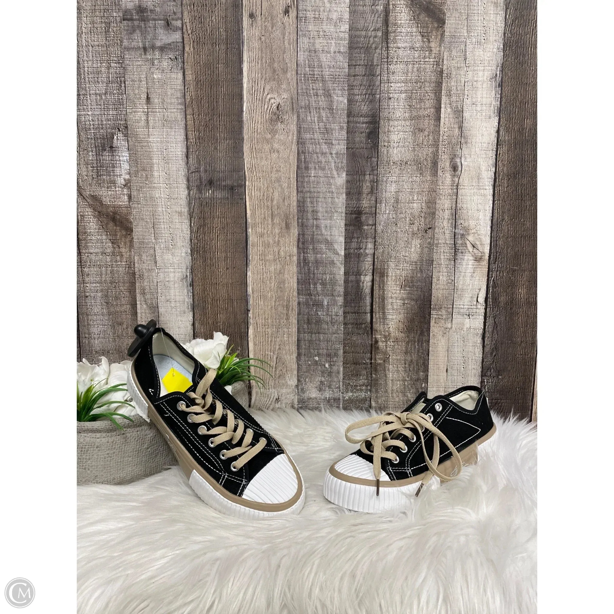 Compression Fit Lining Shoes Sneakers By Cme In Black, Size: 8