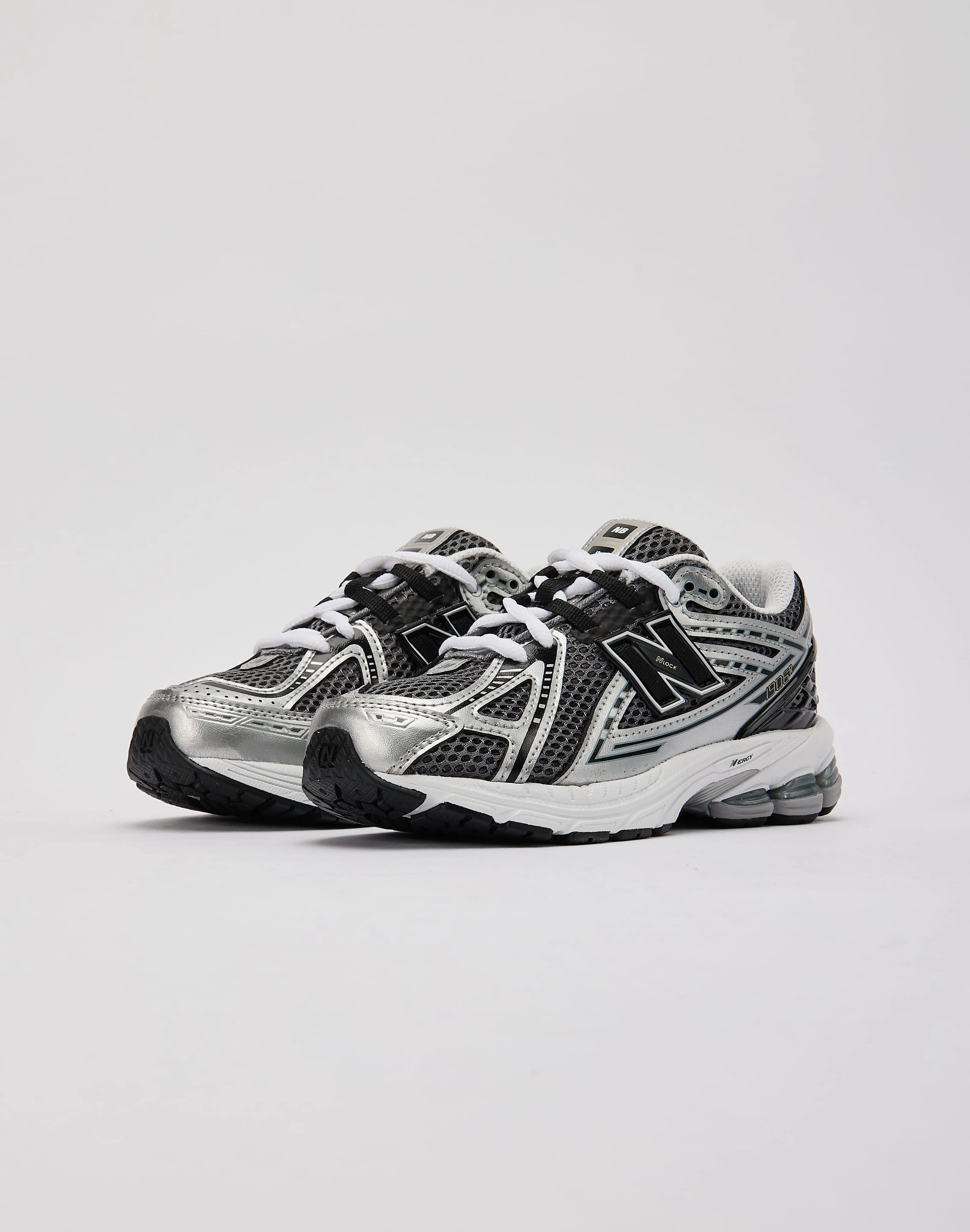 New Balance 1906R Pre-School cushioned leather shoes Present