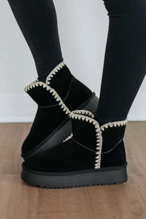 Committed To Cozy Boots - Black Sky Light