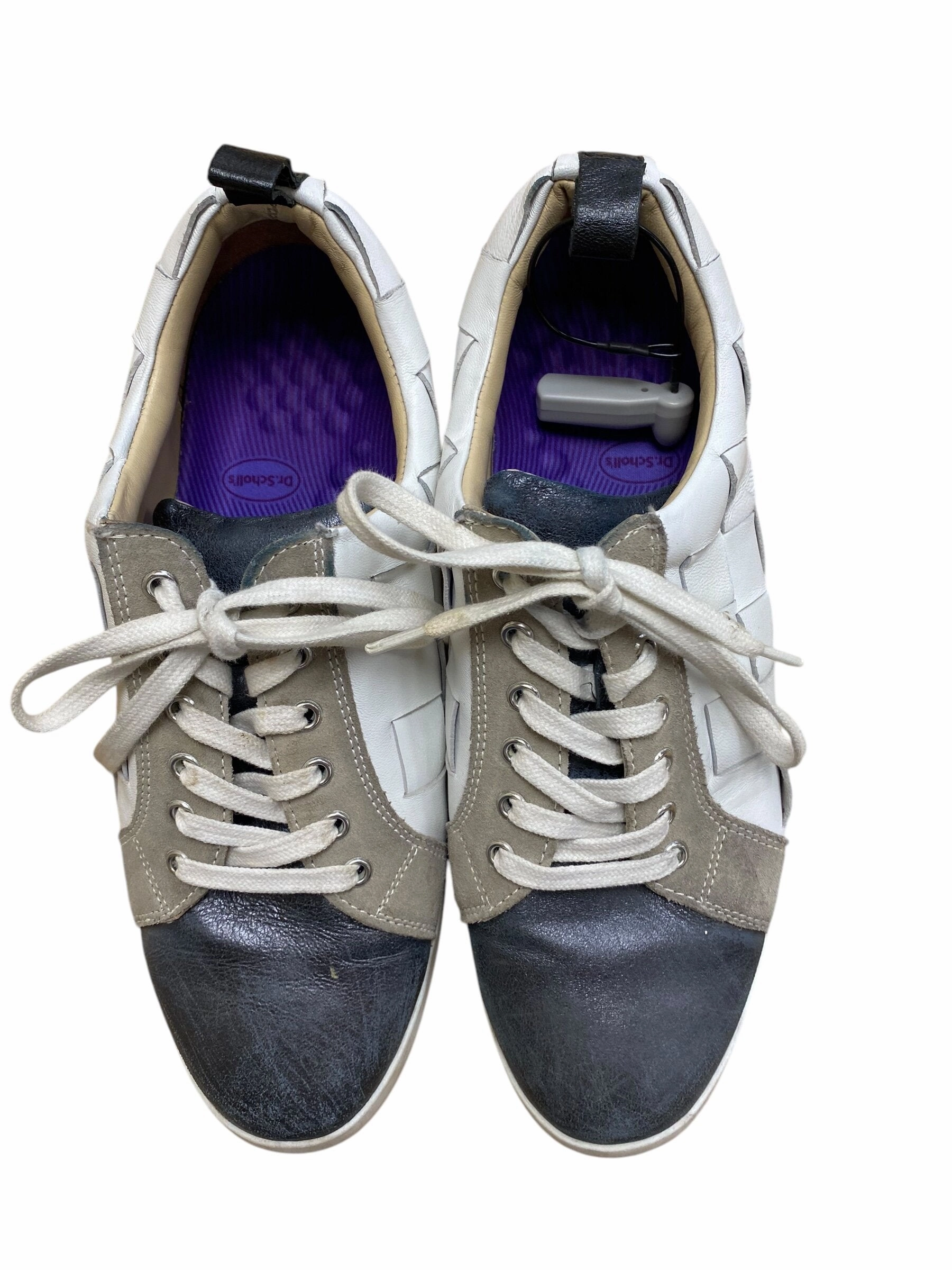 Air   Circulating MinimalistDesign Shoes Sneakers By Clothes Mentor  Size: 10