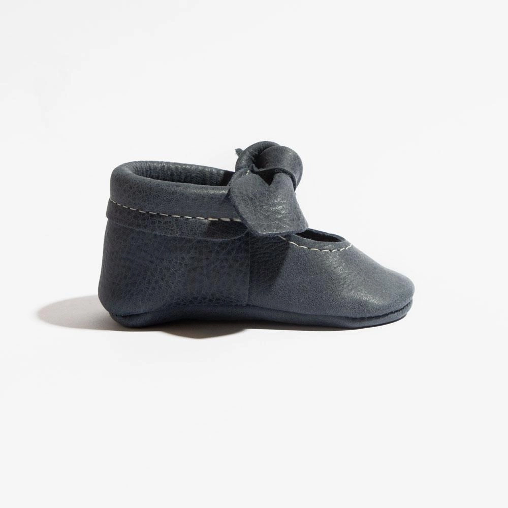 Alta Knotted Bow Baby Shoe Energy Return Cushioning