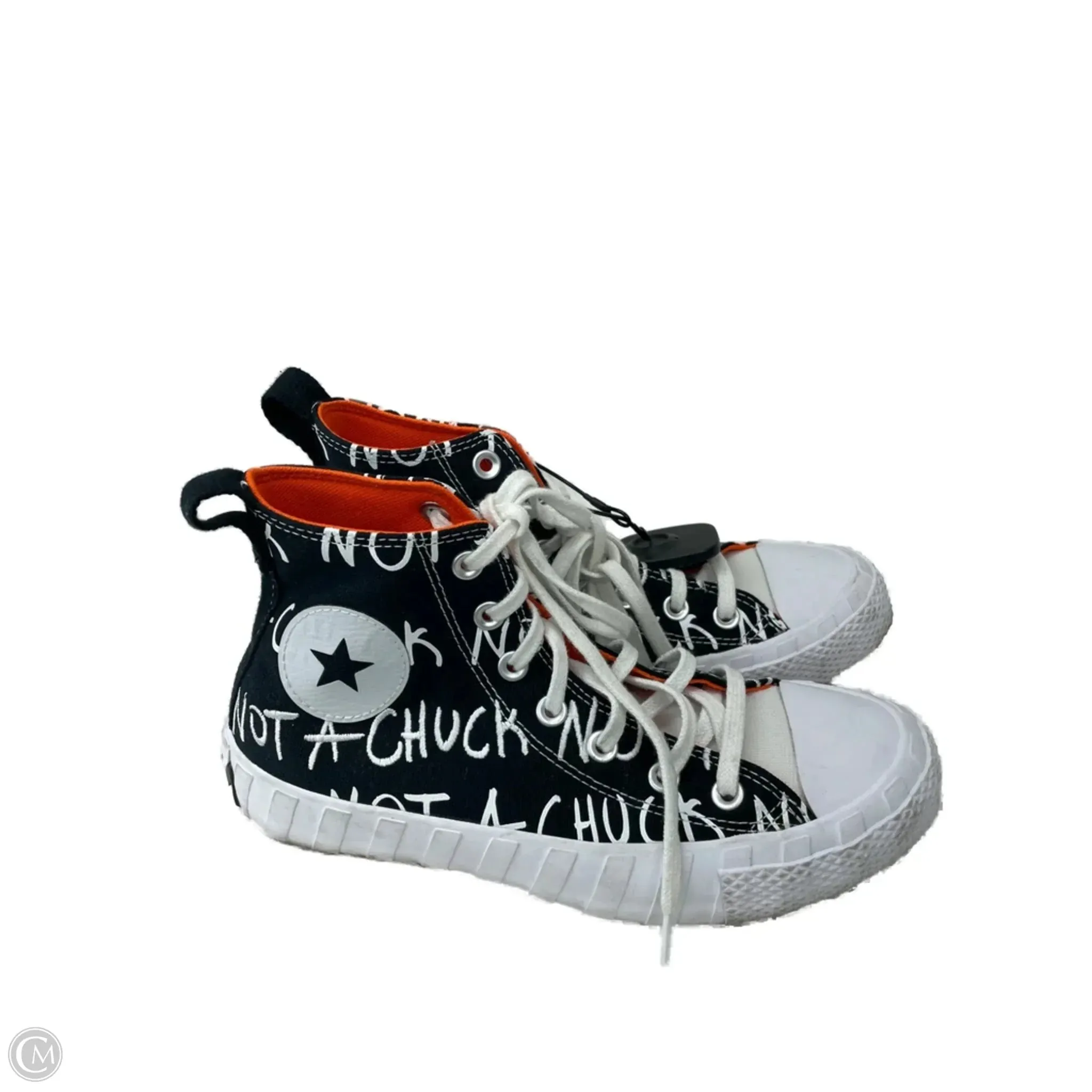 Shoes Sneakers By Converse In Black & White, Size: 7.5 Wide Footbed