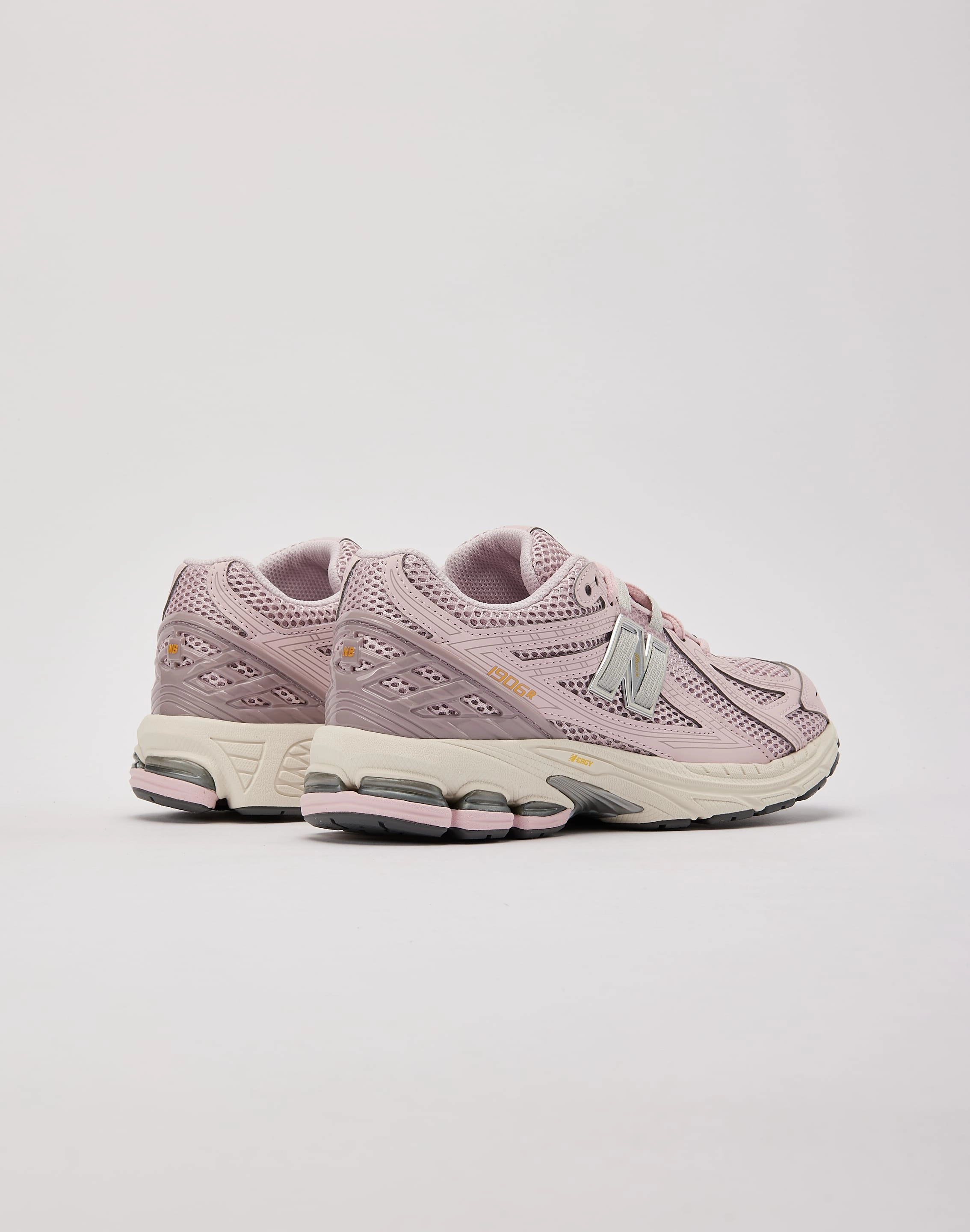 New Balance 1906R Grade-School Perimeter Wrapping