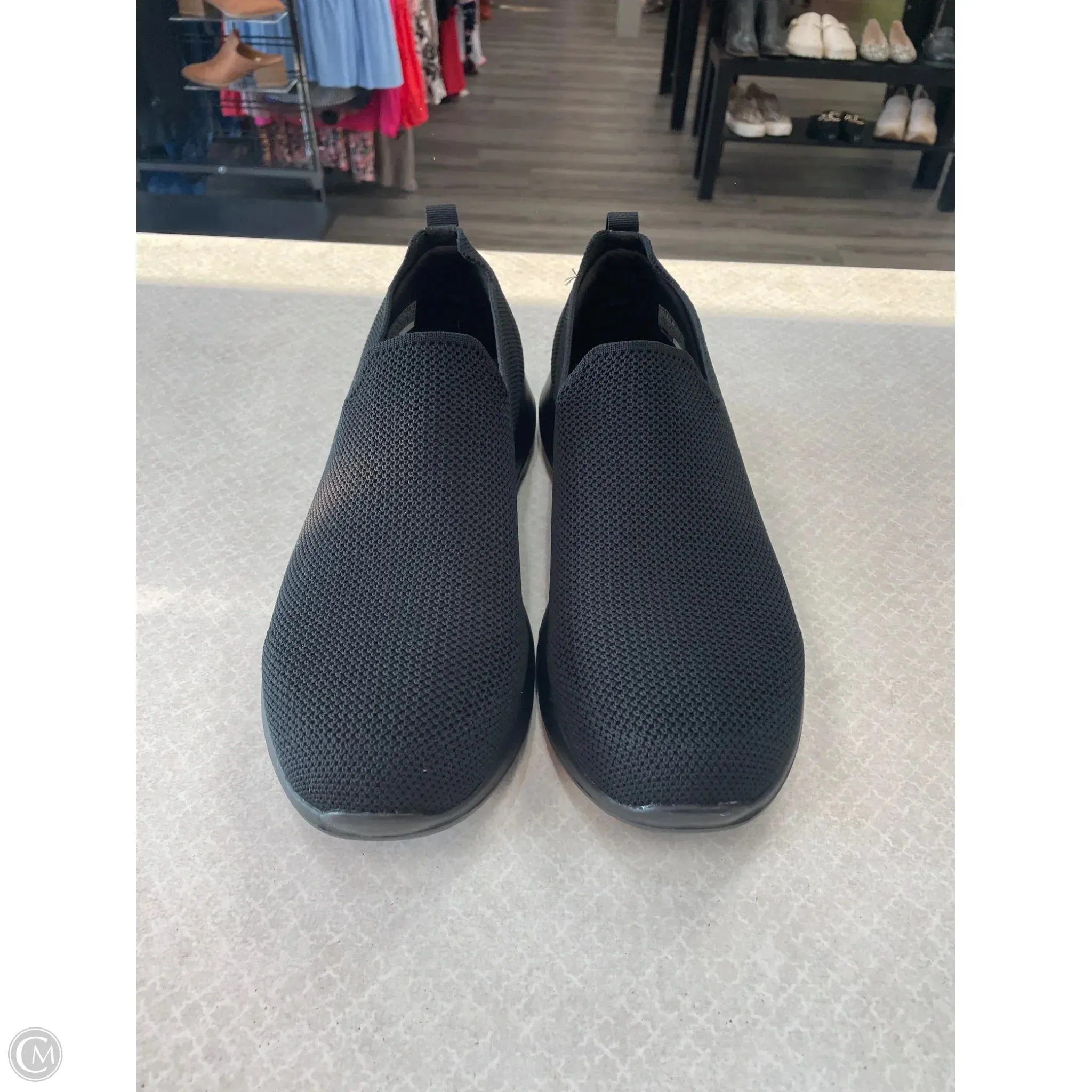 Shoes Sneakers By Skechers In Black, Size: 10.5 FlatSole Fashion Appeal