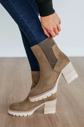 Anywhere With You Boots - Khaki Sweat Resistant Comfort Seekers