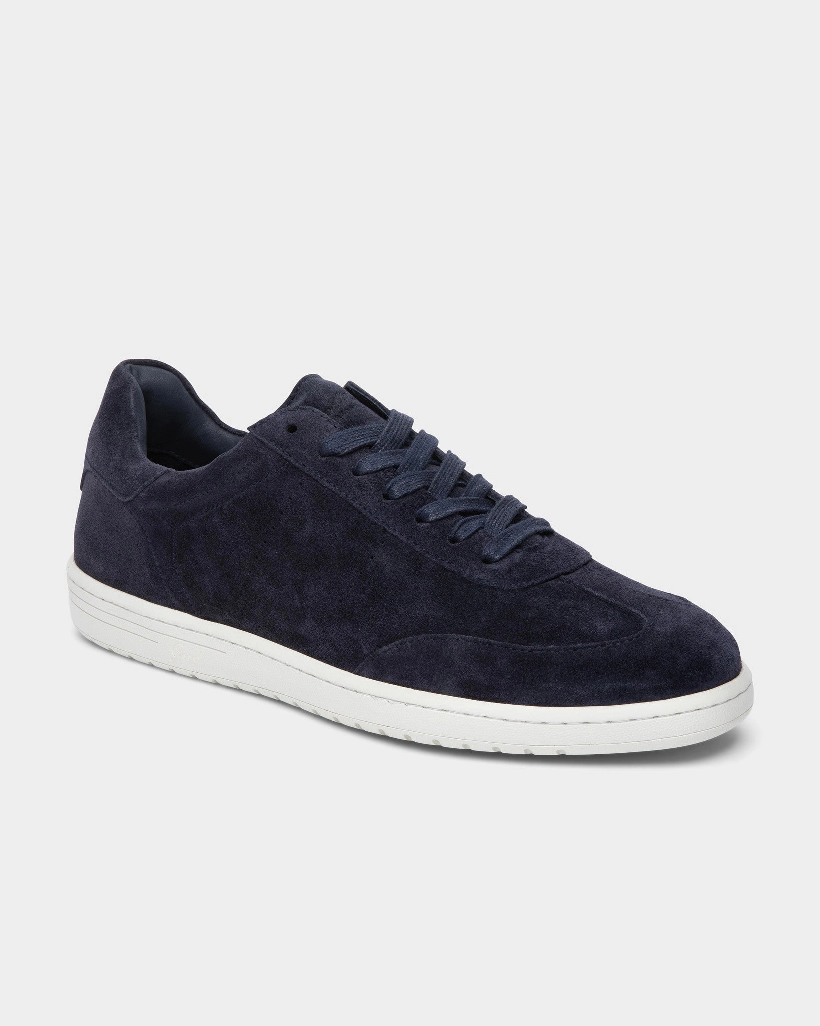Adjustable lacing MemoryFoam Apex Sneaker | Responsible Suede