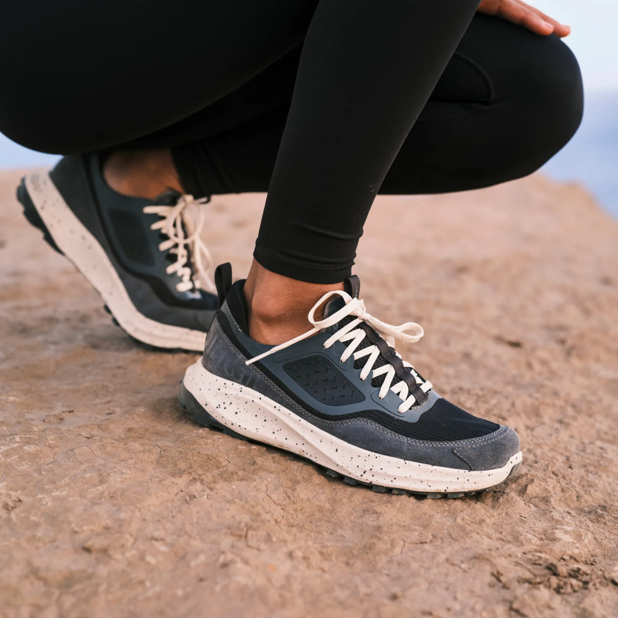 Thermal Insulation Midfoot Lock System Makiki  -  Lava Rock / Dk Shadow