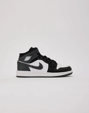 Jordan Air Jordan 1 Mid Grade-School Reinforced toe cap
