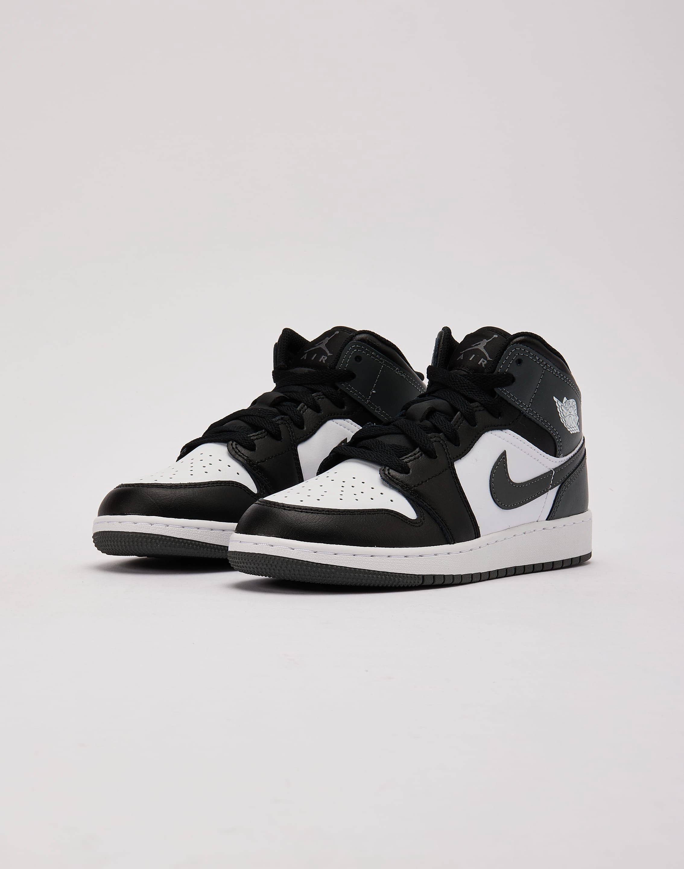 Reinforced Eyelets Jordan Air Jordan 1 Mid Grade-School
