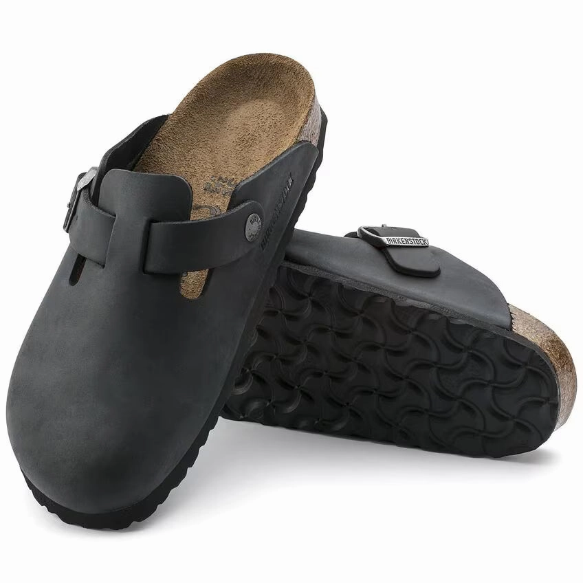 Birkenstock Unisex Boston Oiled Leather Clog - Black Modern Lifestyle Sandals