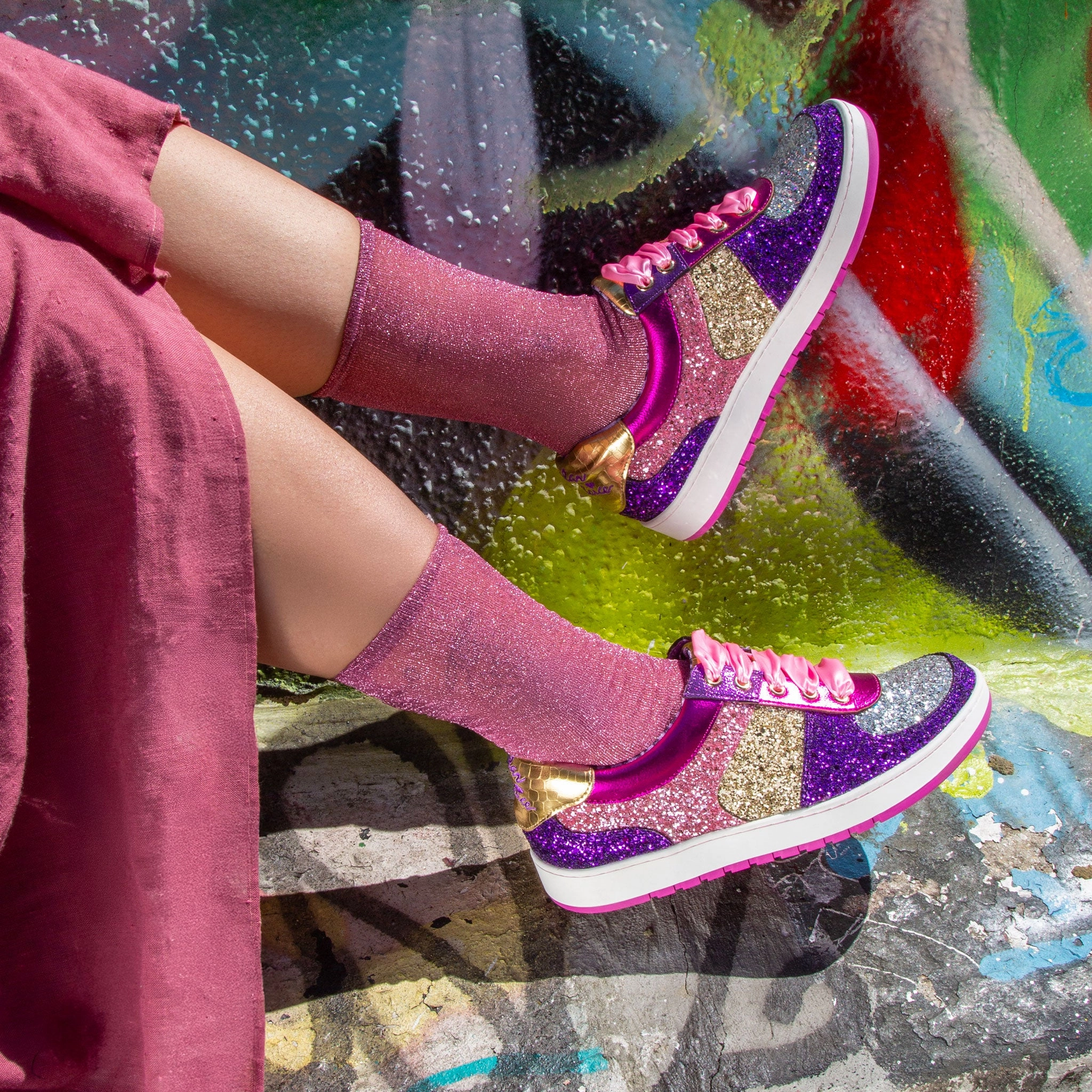 Starbright Streamer Modern Design