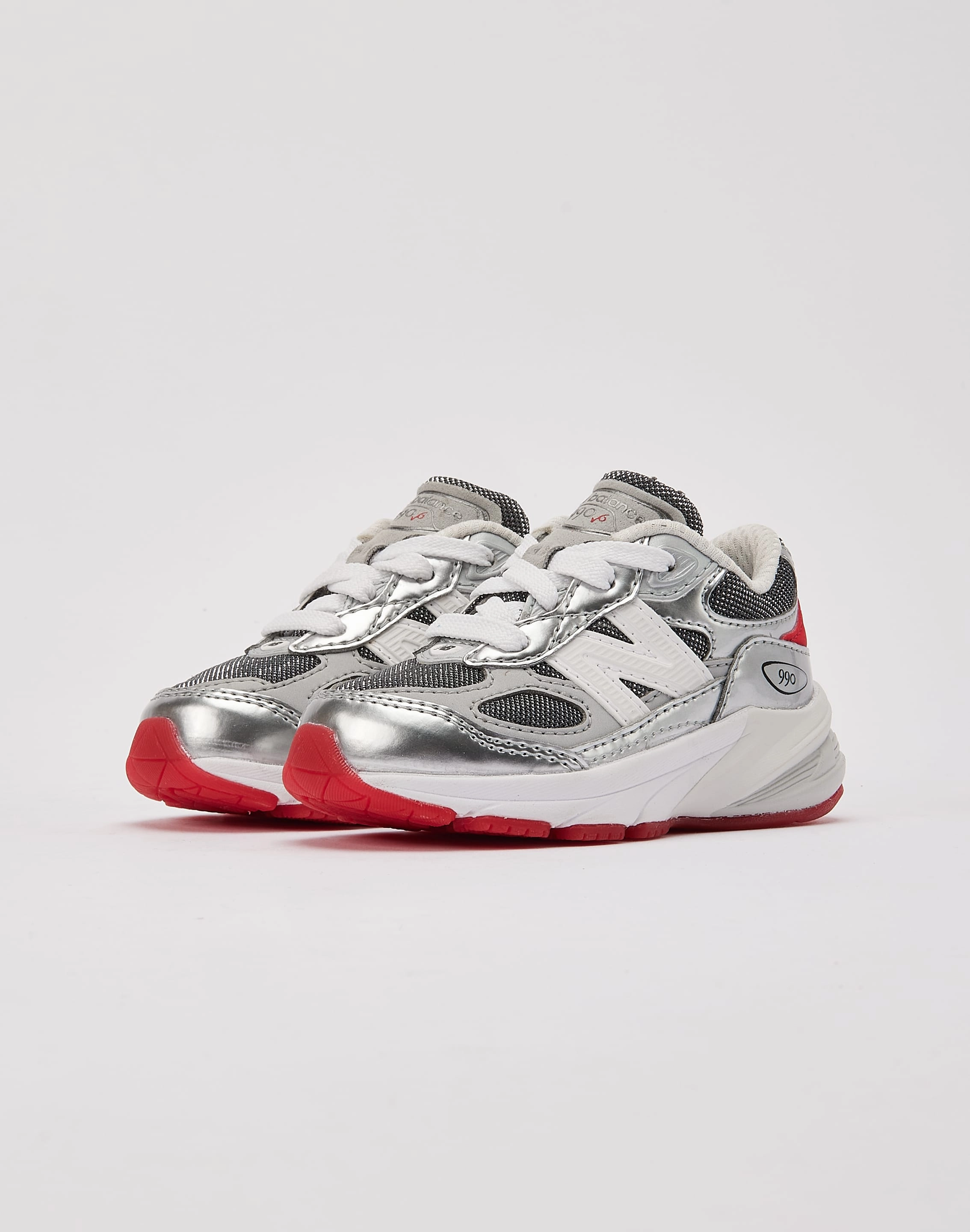 running in international tracks shoes New Balance 990v6 'Tinsel' Toddler