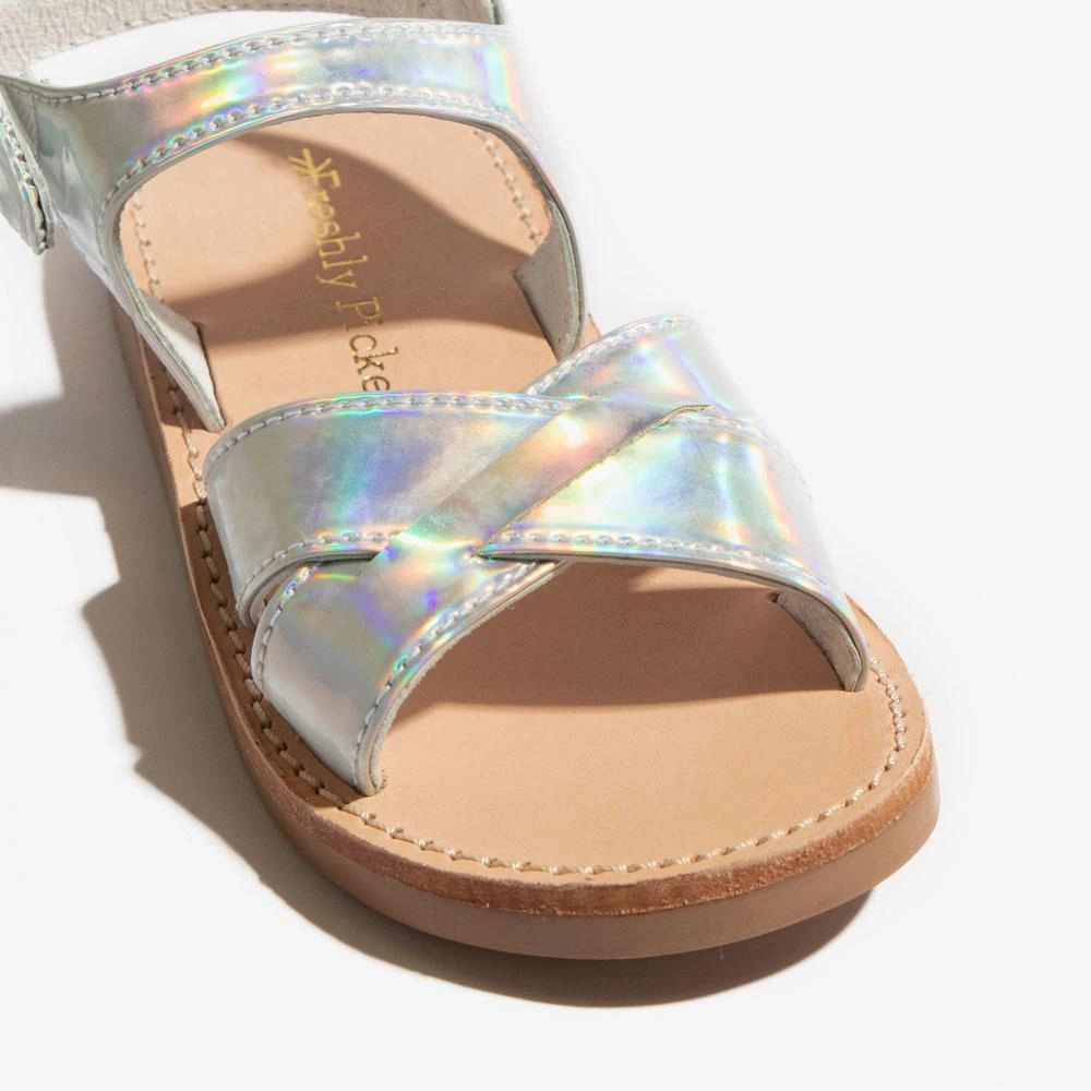 Holographic Saybrook Look Ready Non Restrictive Fit