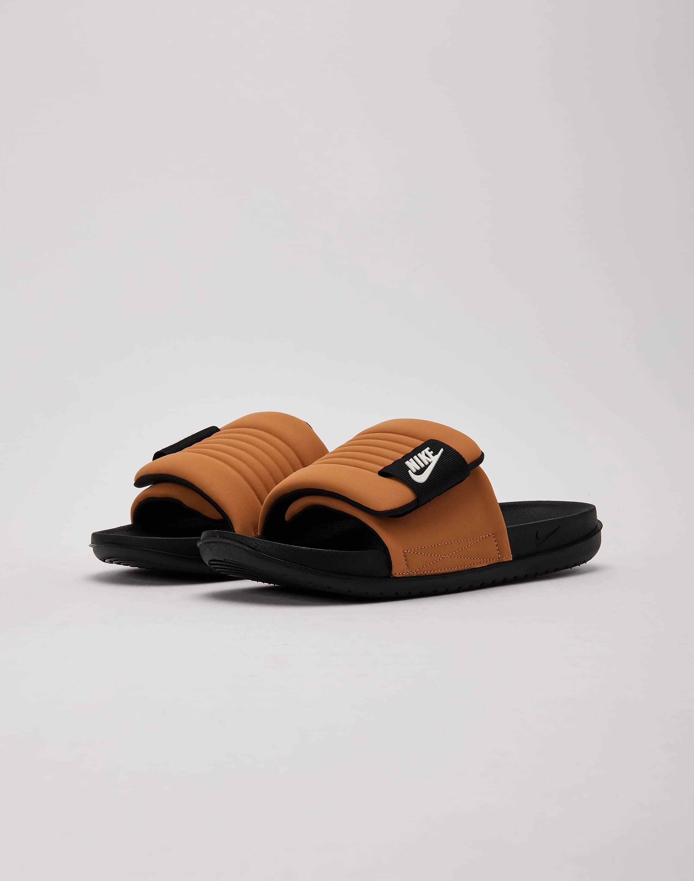 Ventilation holes Nike Offcourt Adjust Slides