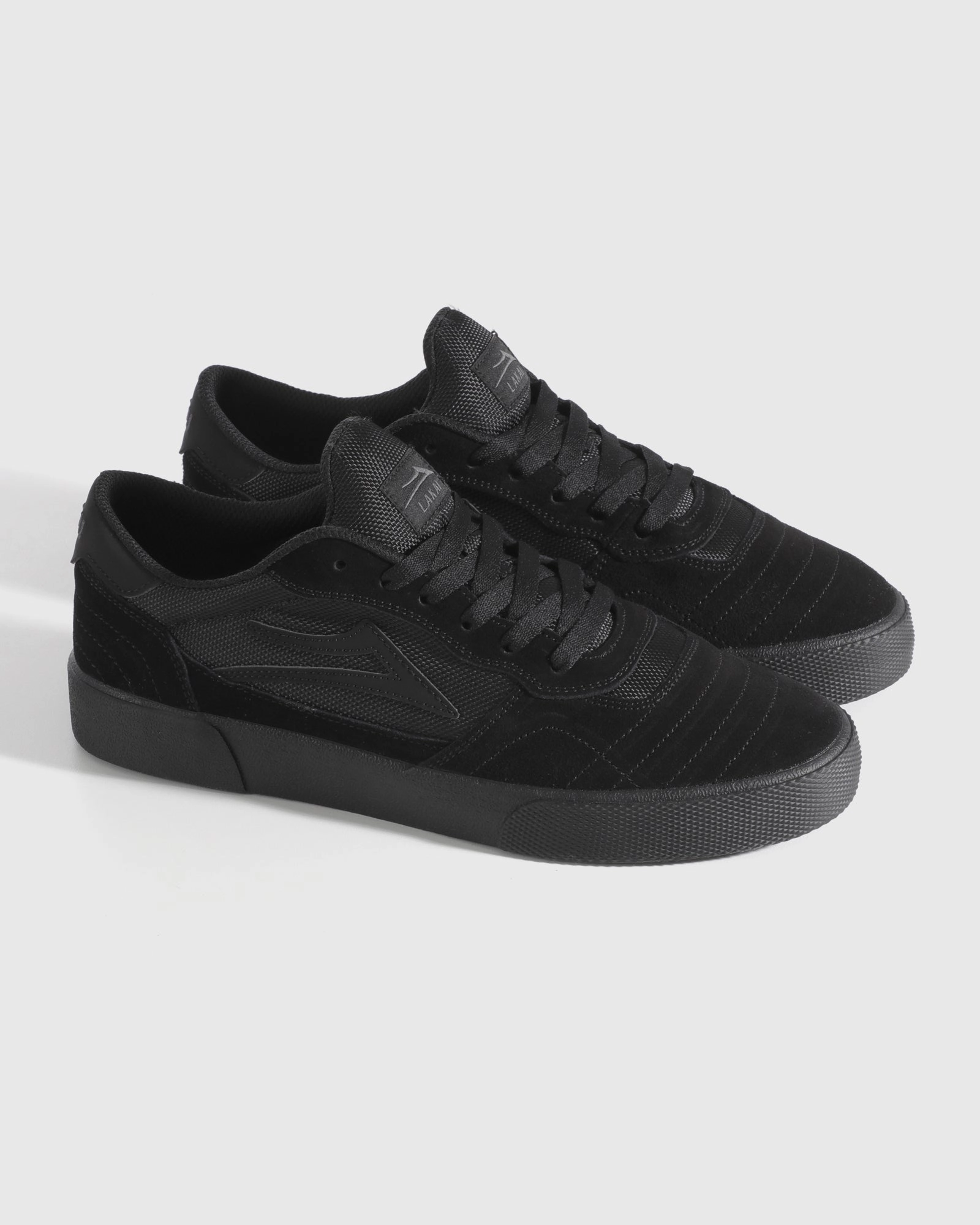 Non Restrictive Fit Cambridge - Black/Black Suede