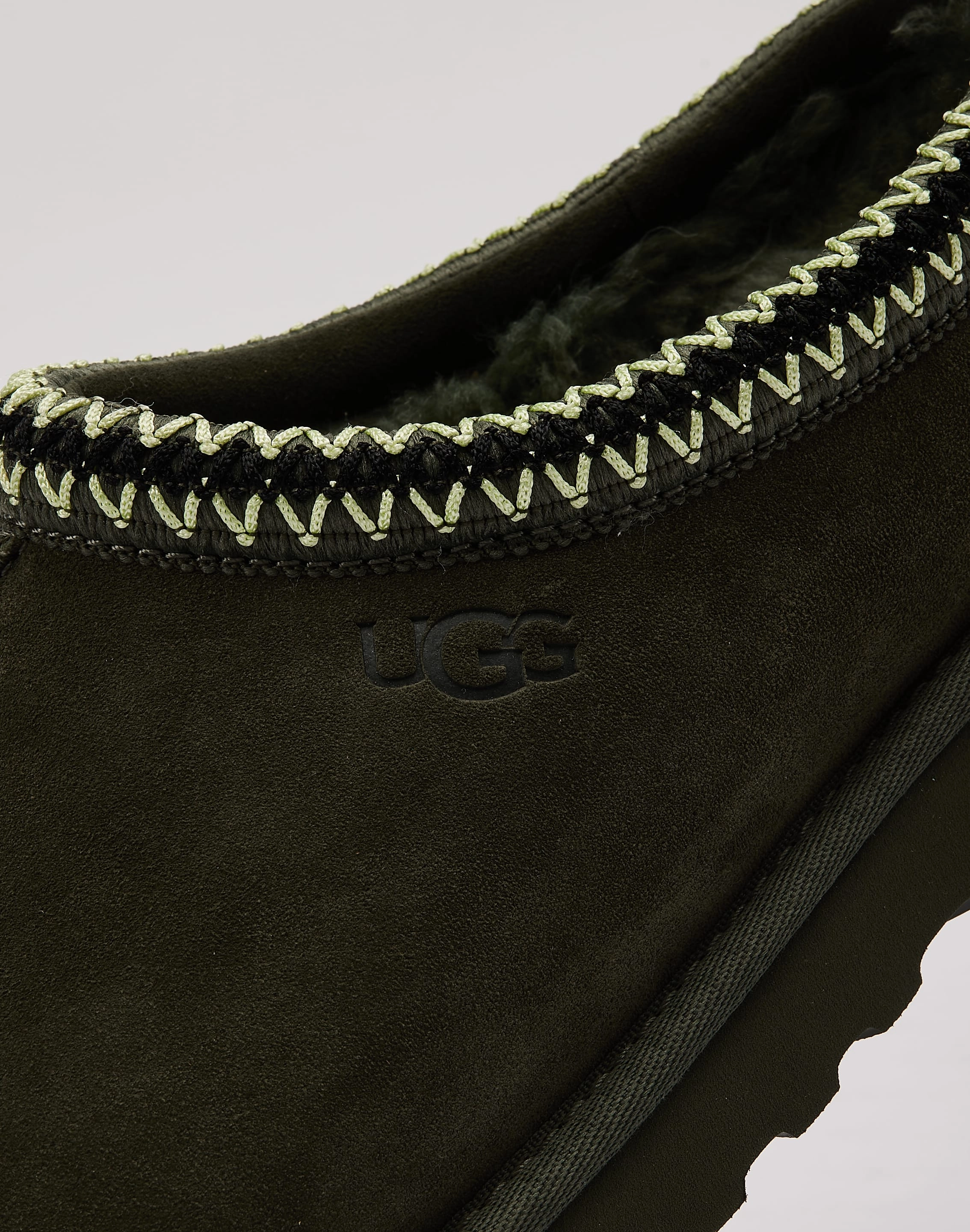 UGG Tasman Slippers Flexible Arch Support