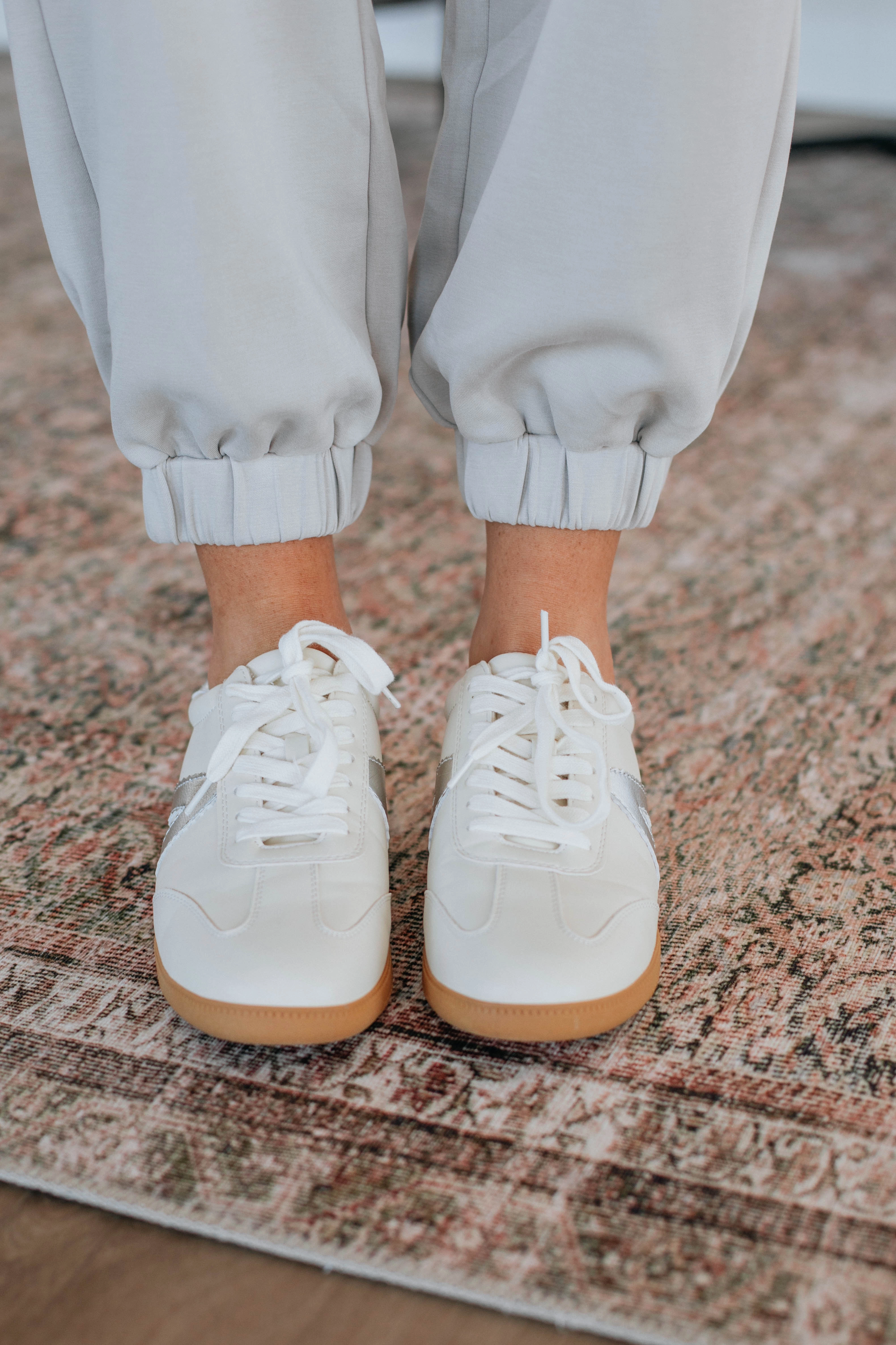 Anti Odor Outdoor Explorers Quick Flex Can't Be Bothered Sneakers - Cream