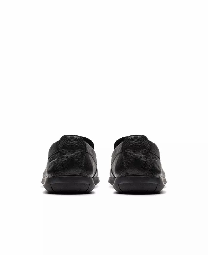 Sail Vibe Silk Feel Clarks Men's Flexway Step Leather Slip Ons - Black