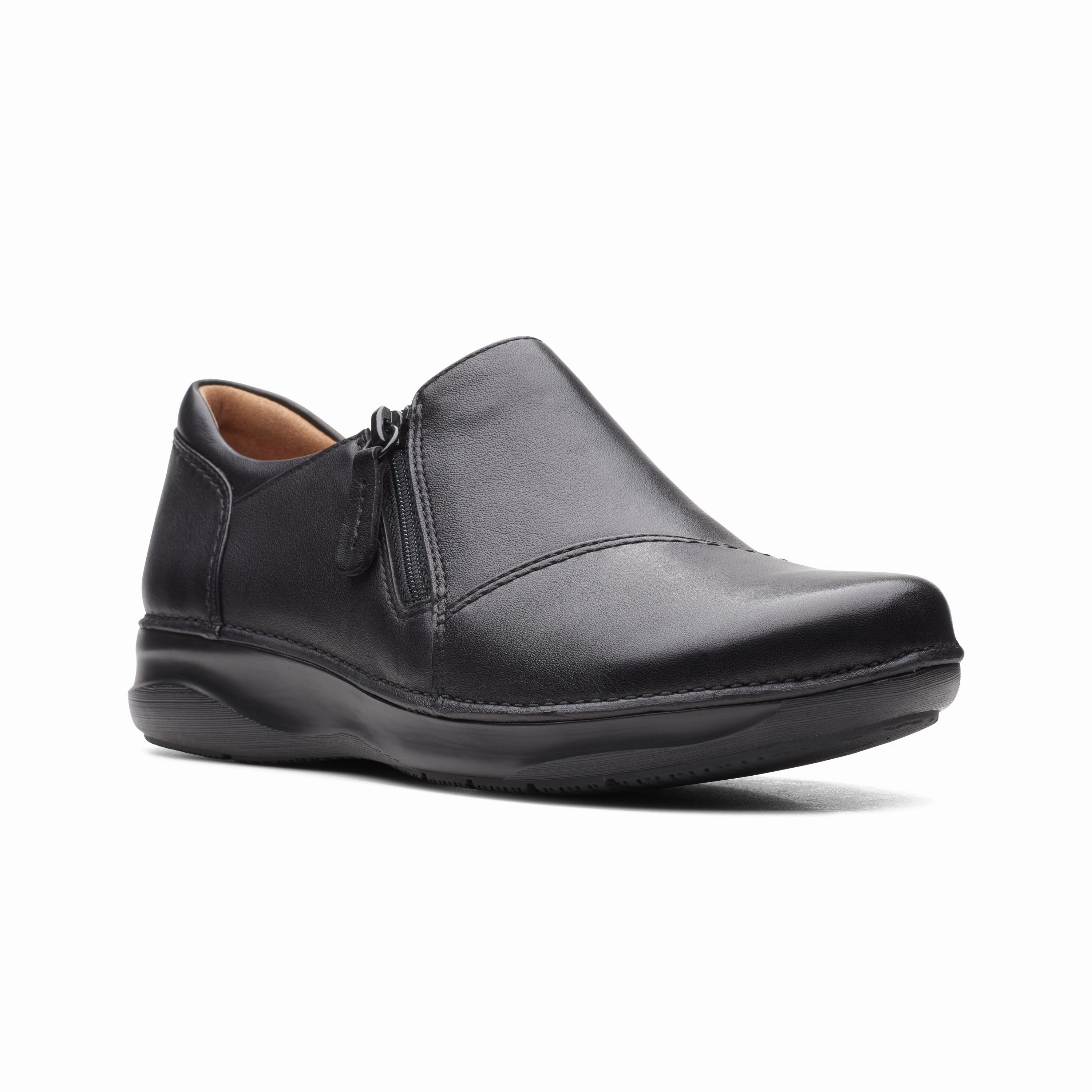 Heart Glow Clarks Women's Appley Leather Zip - Black