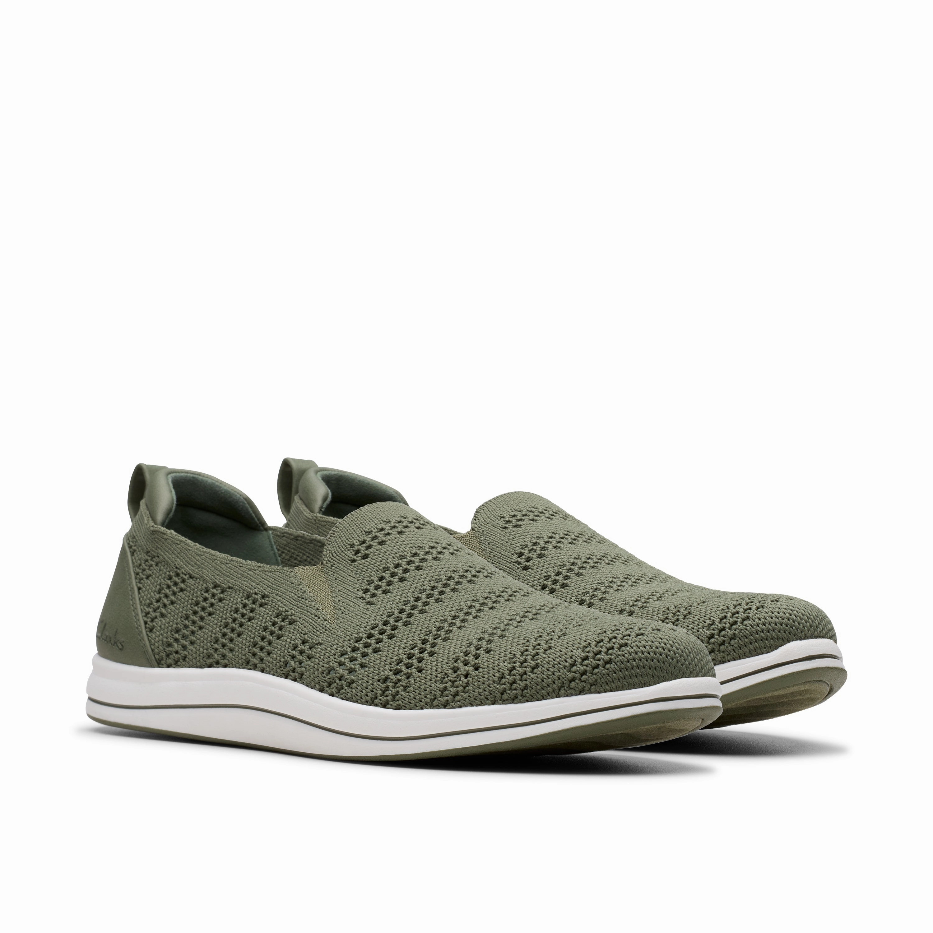 Clarks Women's Breezey Izzy Open Air Shoe - Olive Gloss Finish
