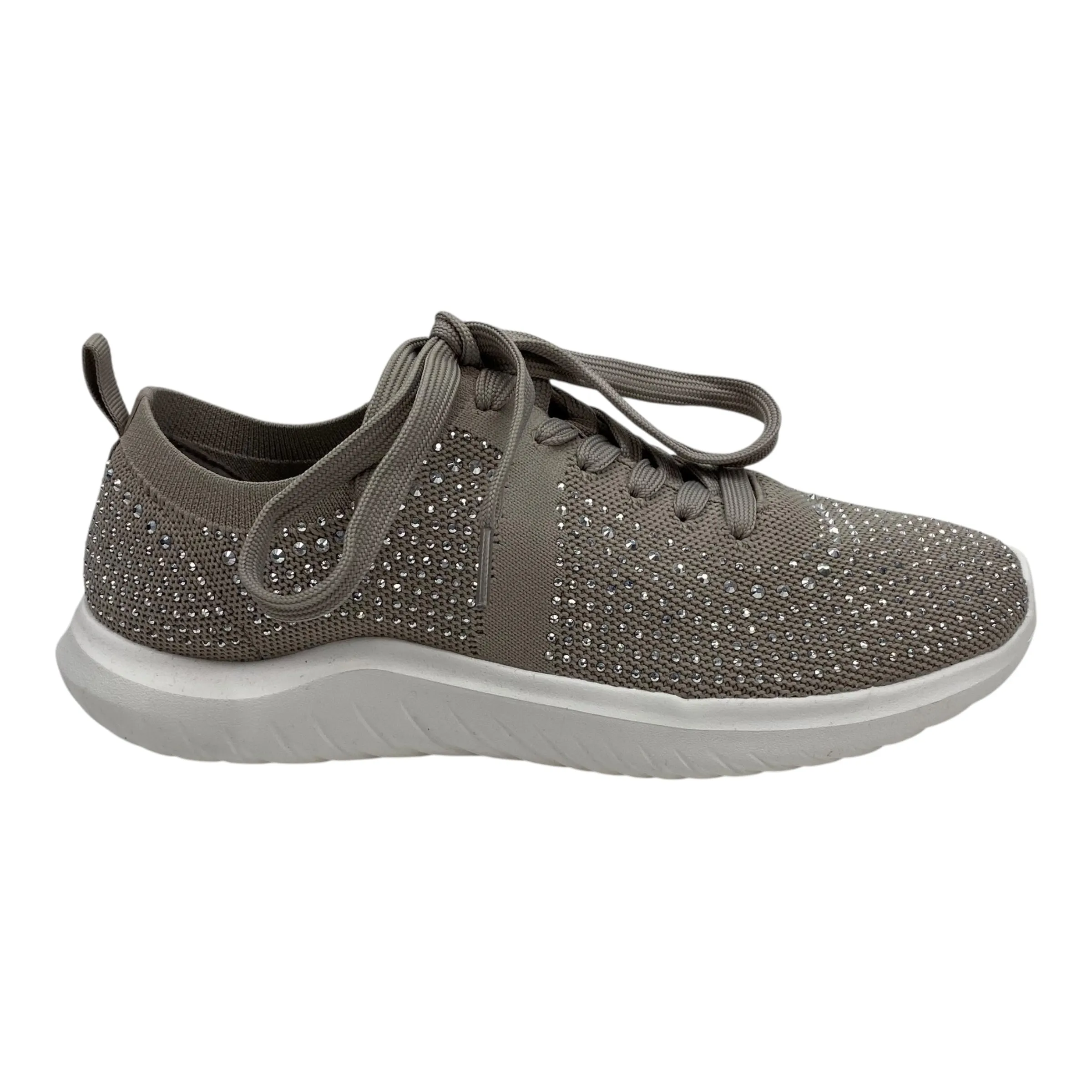 Shoes Sneakers By Clarks In Tan, Size:9 Foam Frame Heat Sealed Reinforcement