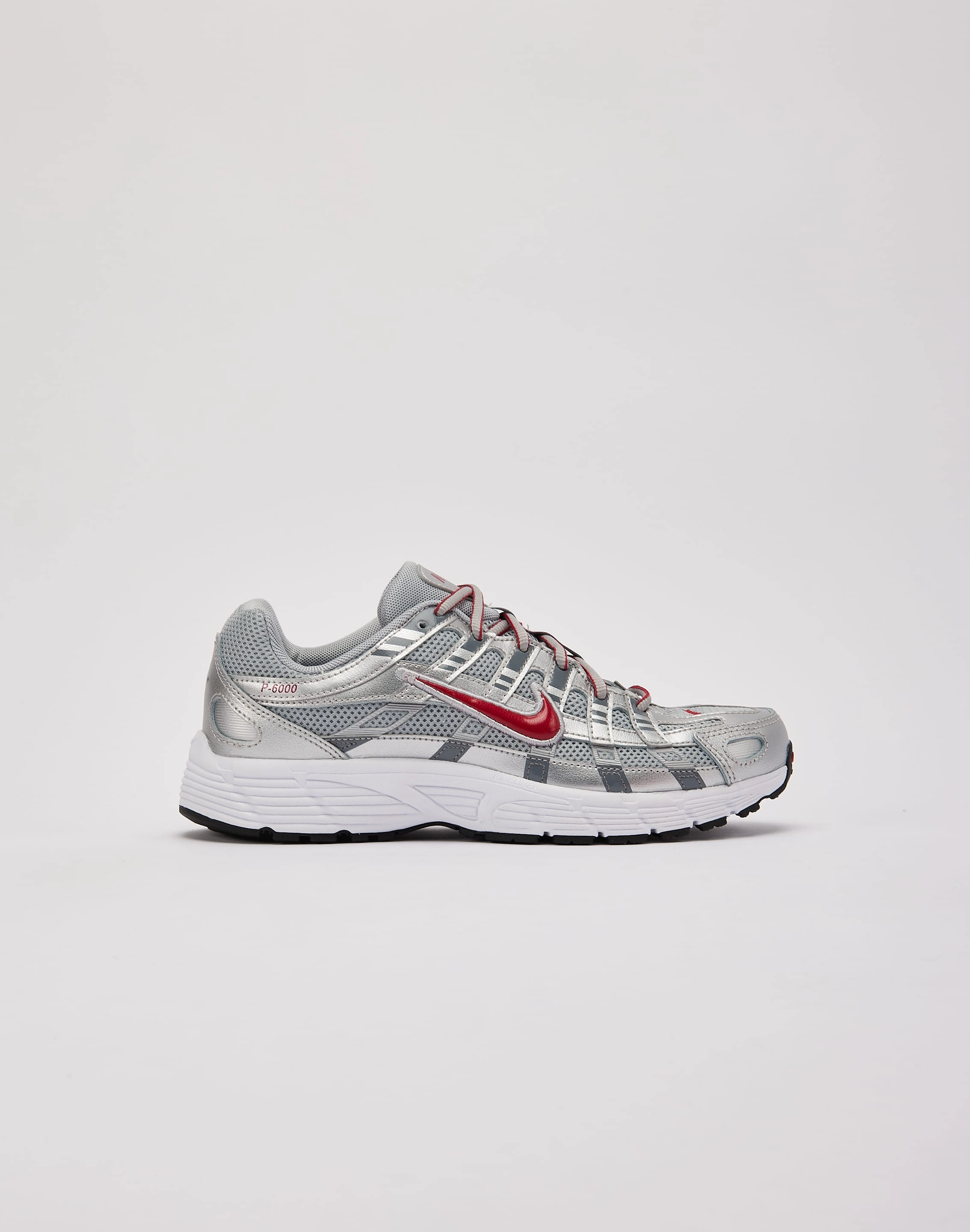 Nike P-6000 Grade-School Contoured Heel Cradle Responsive Sole Technology