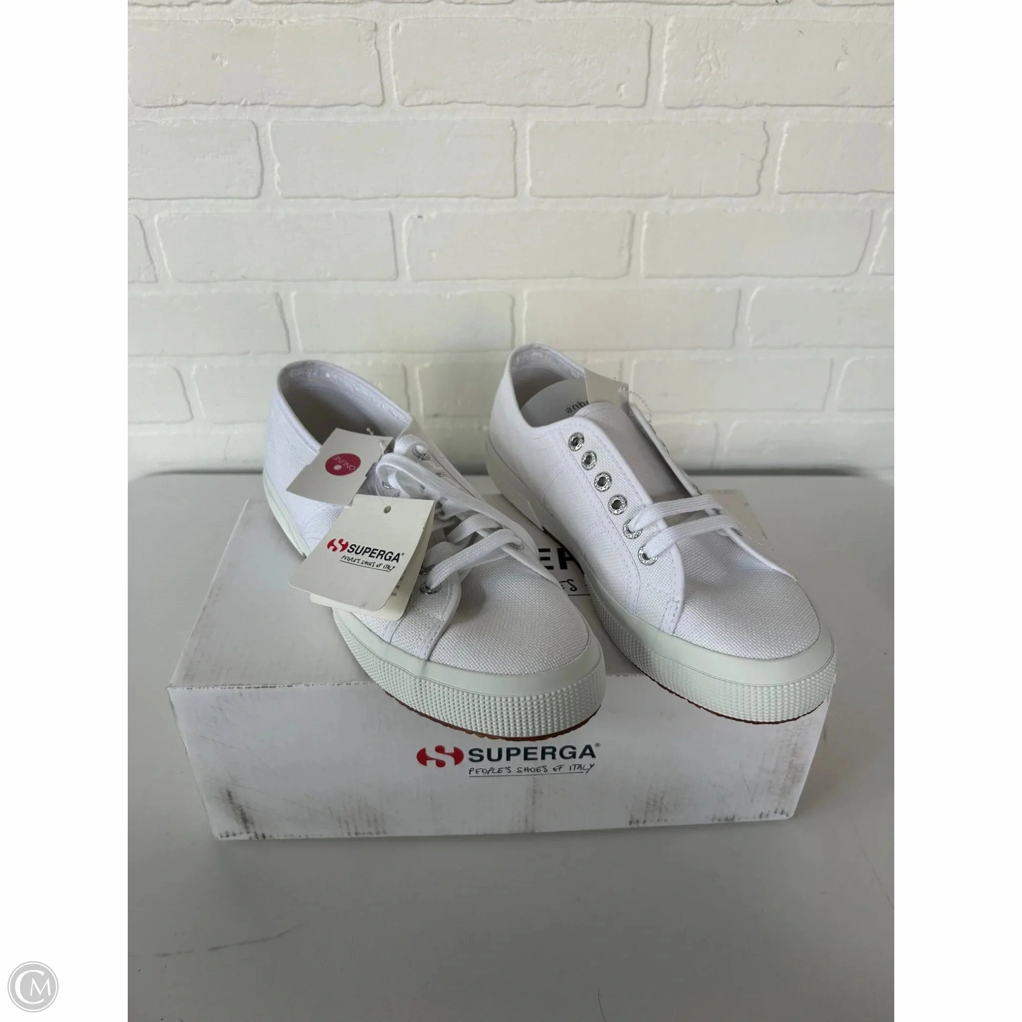 Compression Molded Midsole ComfortFit Shoes Sneakers By Superga In White, Size: 10.5
