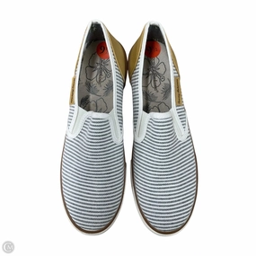 Mid   Top Style Thermal Bonded Seams Shoes Sneakers By Tommy Bahama In Striped Pattern, Size: 9.5
