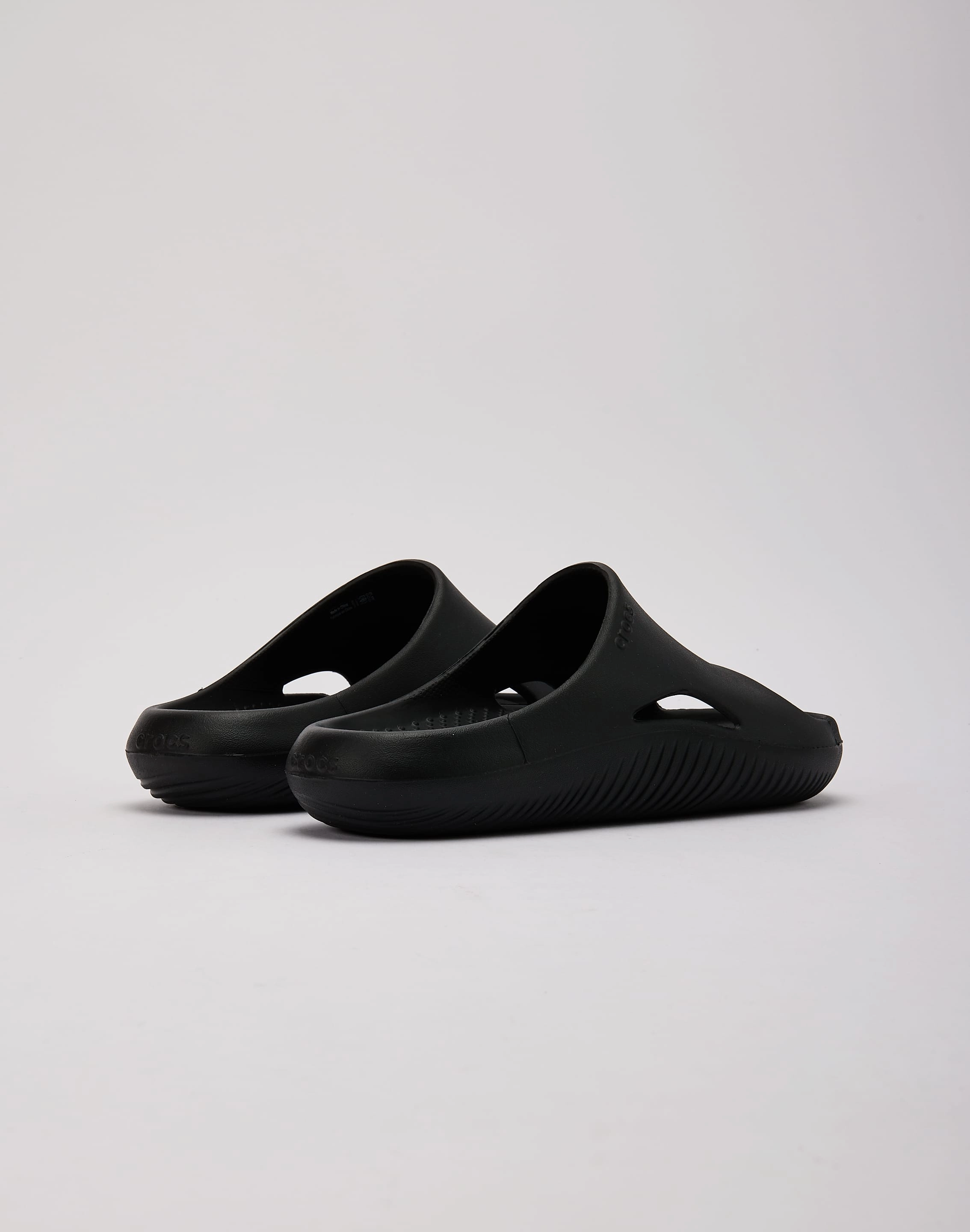 Crocs Mellow Recovery Slide Stretchable Upper