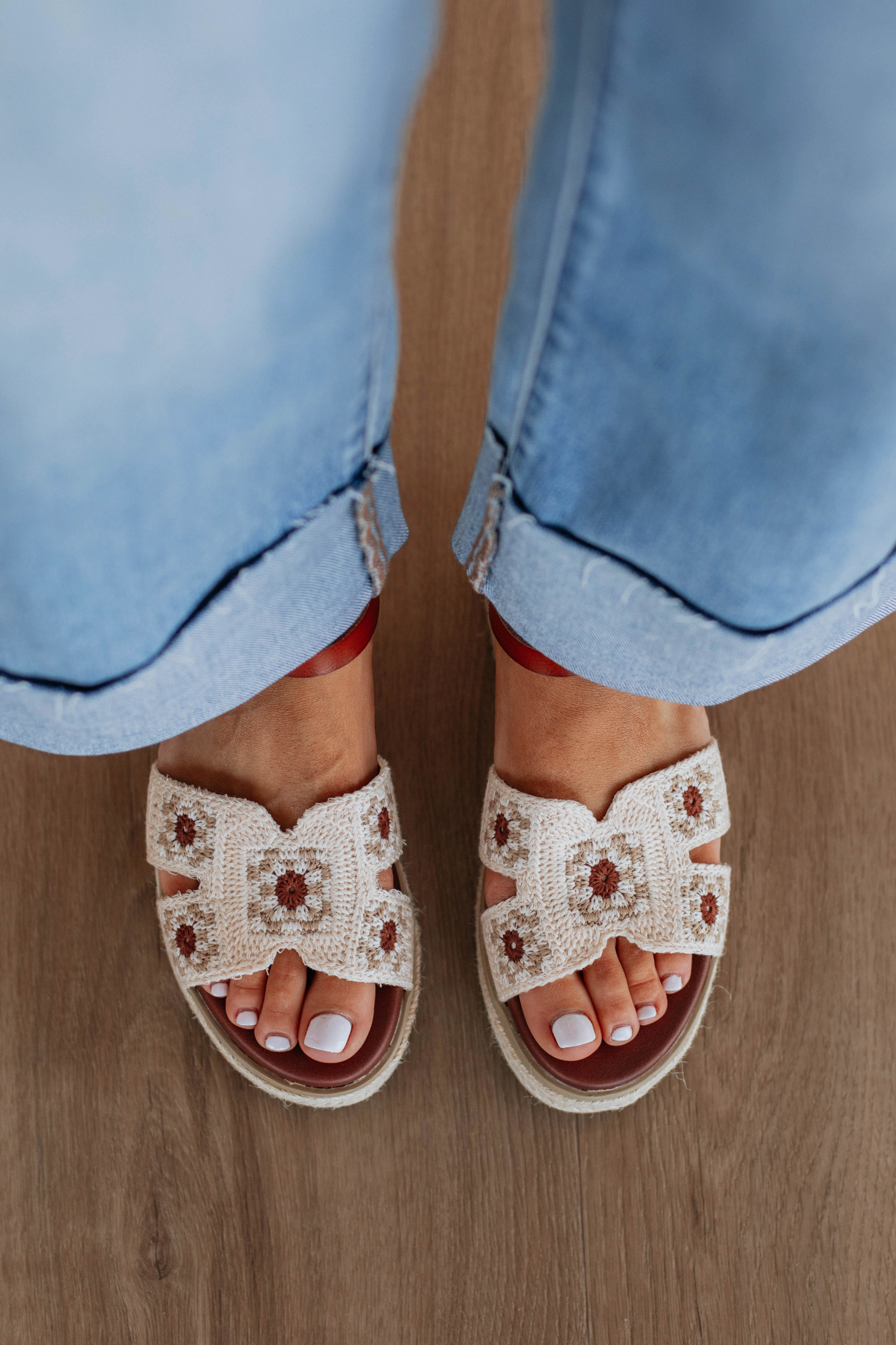 Stability Heel Counter Compression Molded Midsole Making An Appearance Sandals