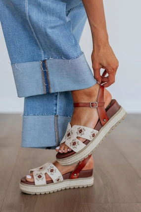 Making An Appearance Sandals Padded collar Vintage Mood