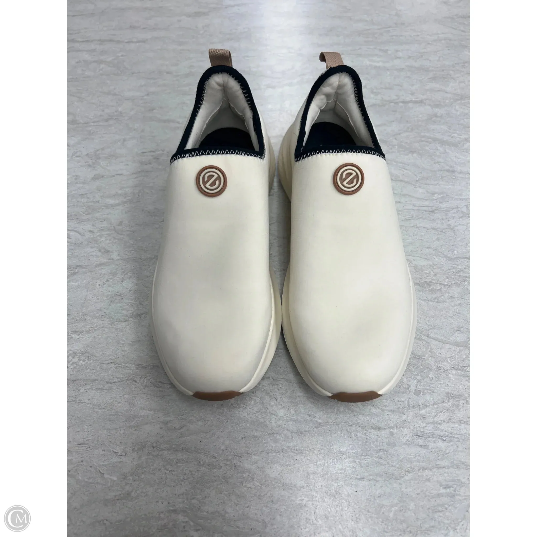 Comfort Footwear Shoes Sneakers By Cole-haan In Cream, Size: 8