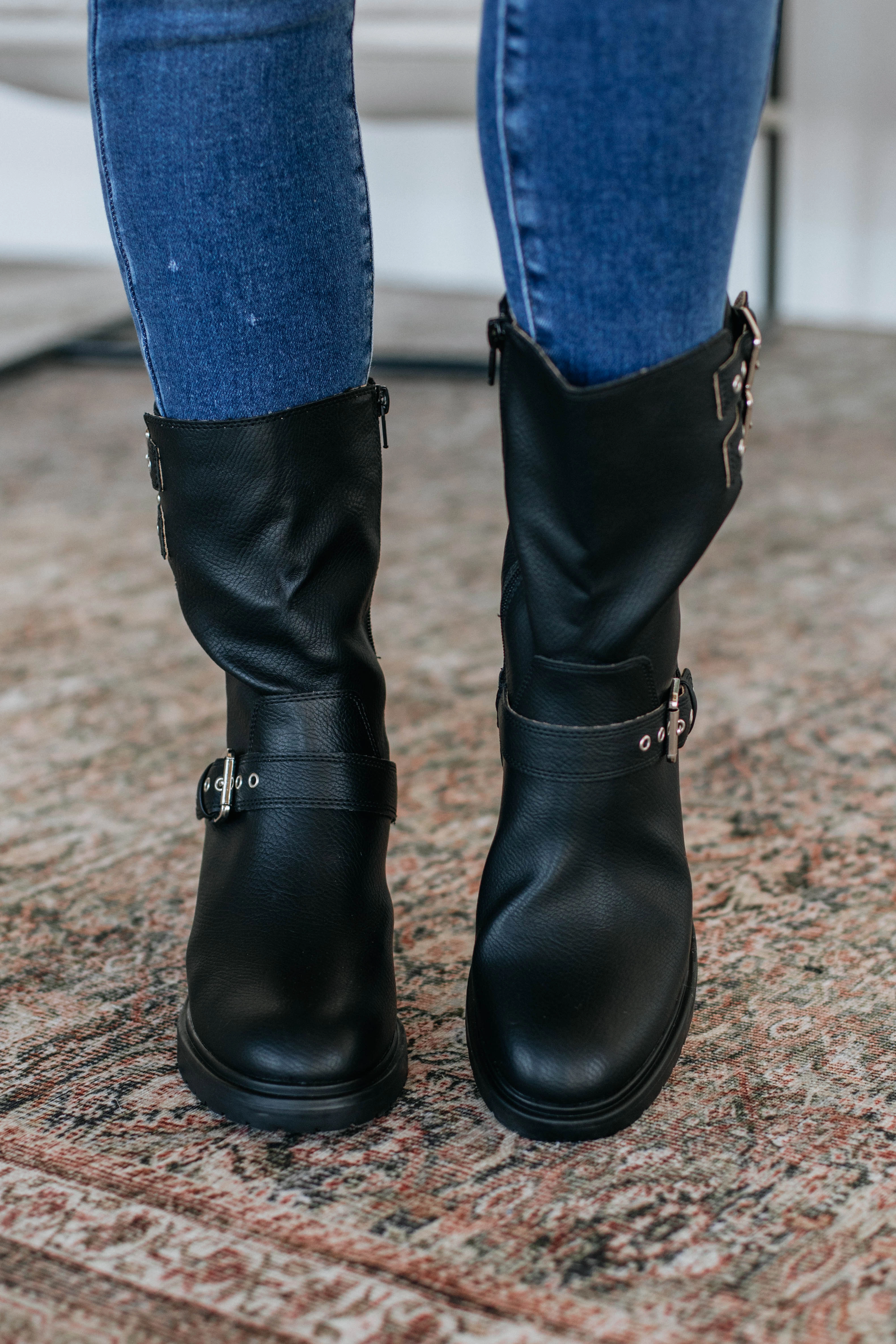 Energy Boost Cool On Command Boots - Black