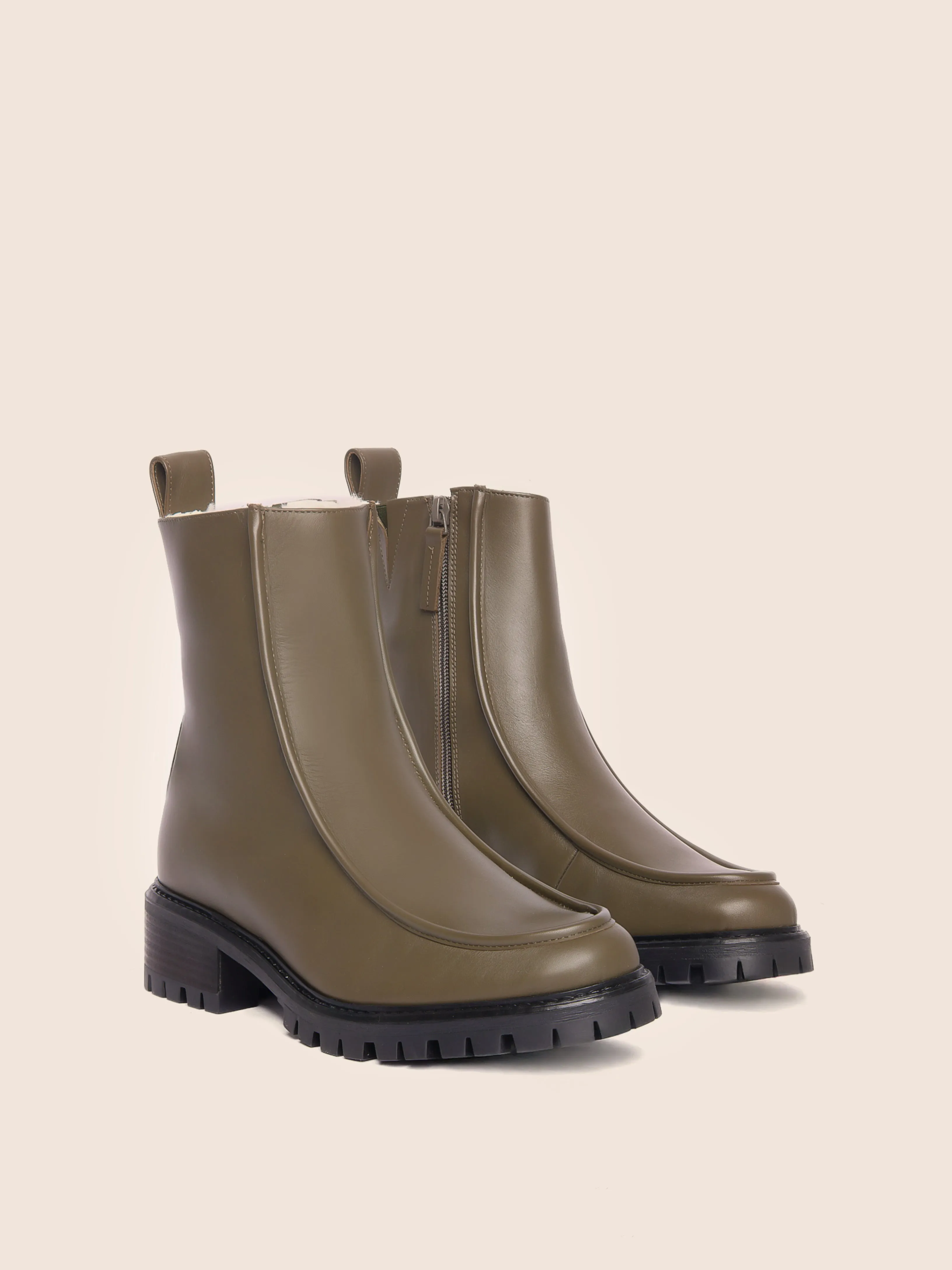 Vigo Olive Lined Boot Classic Core Durable Material