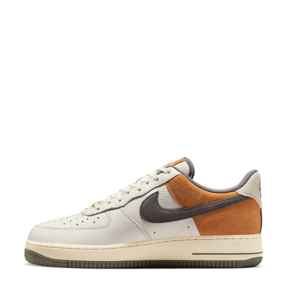 Walking Focus Fashion Edge Air Force 1 Low 07 LV8 - Mens