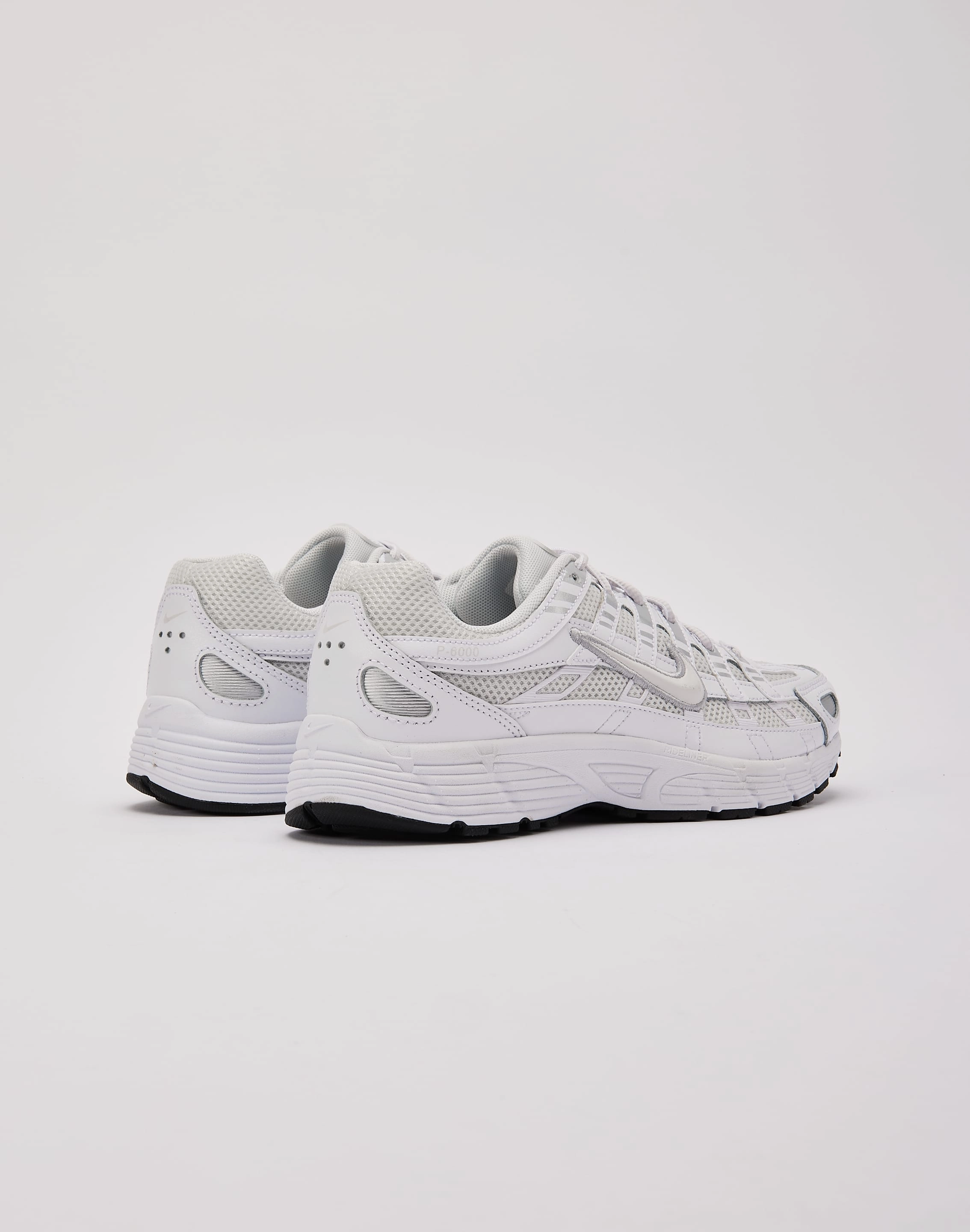 Padded stability increase Nike P-6000 Grade-School