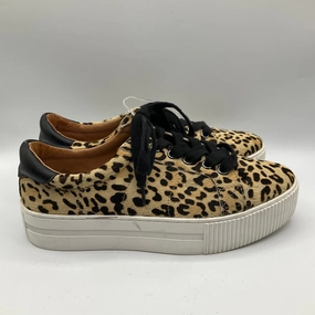 Urban breathability Shoes Sneakers By Halogen In Animal Print, Size: 7