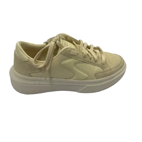Shoes Sneakers By Skechers In Cream, Size:7 Weekend Comfort