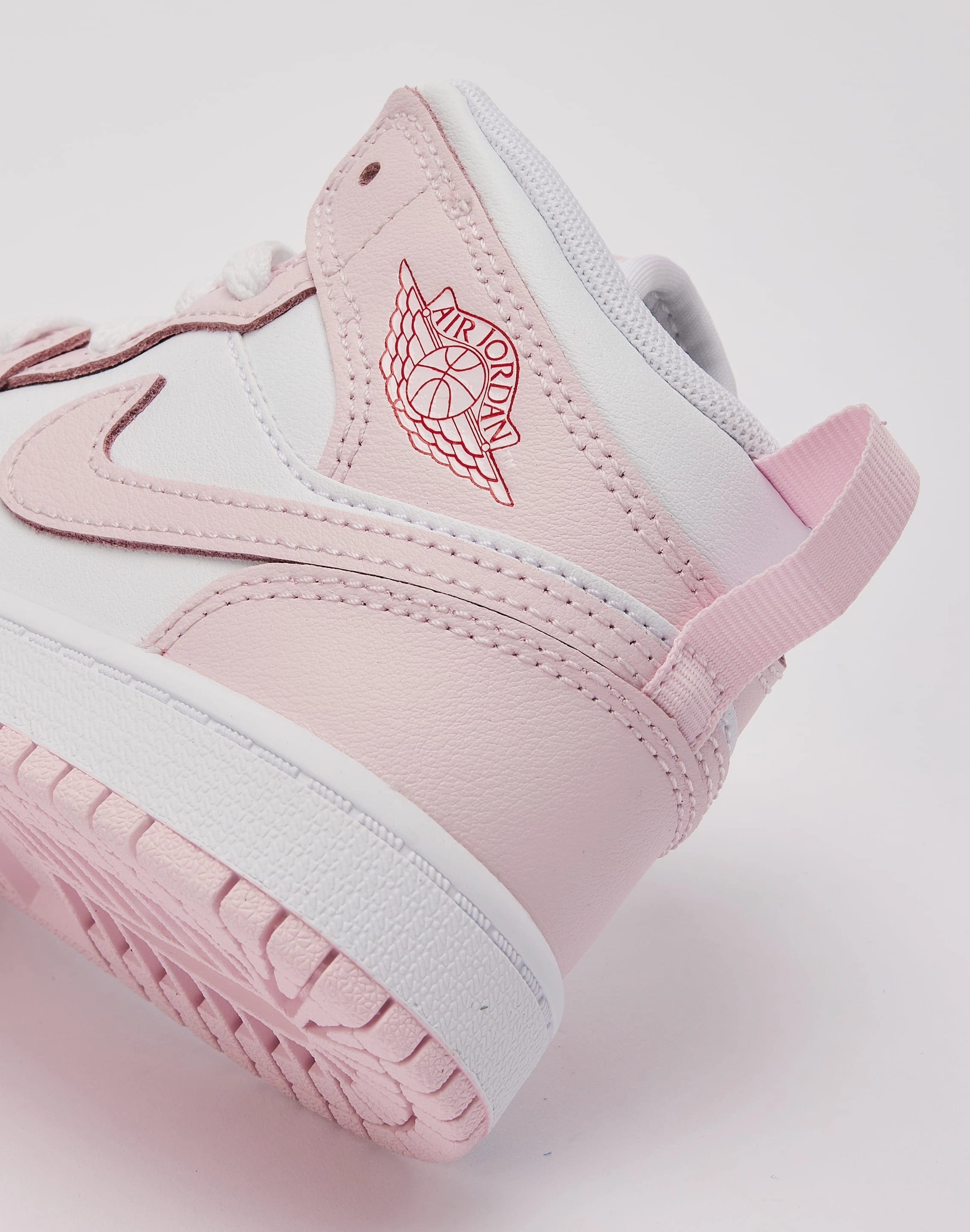 LightweightCushion Jordan Air Jordan 1 Mid Pre-School