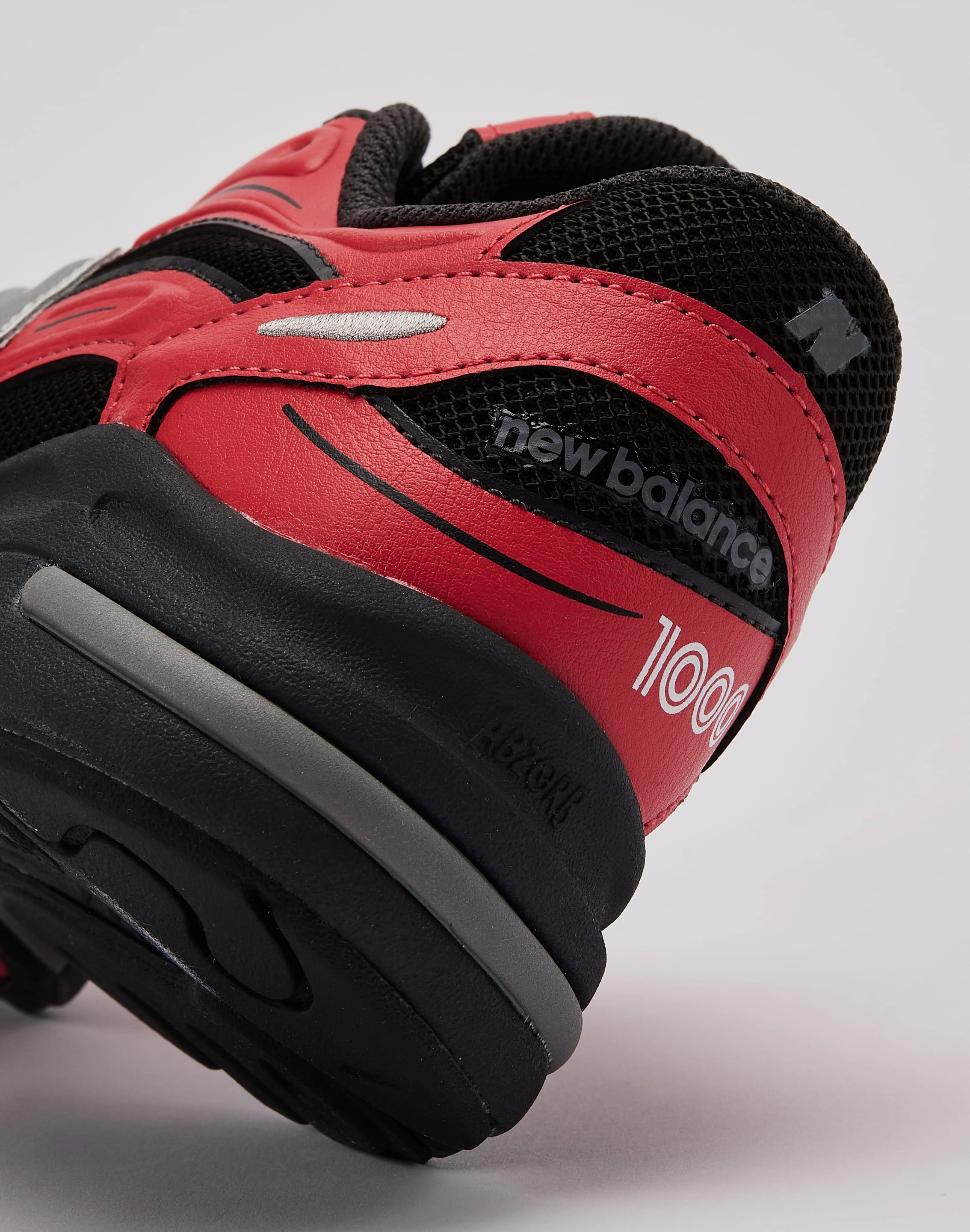 Ultra Breathable Weave New Balance 1000 Grade-School