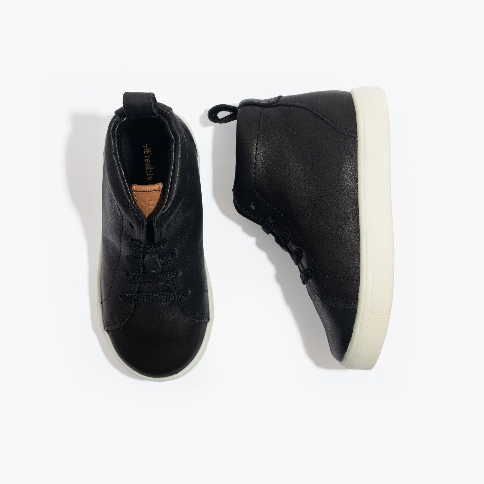 Pressure Mapped Outsole Ebony Leon Boot II Sneaker