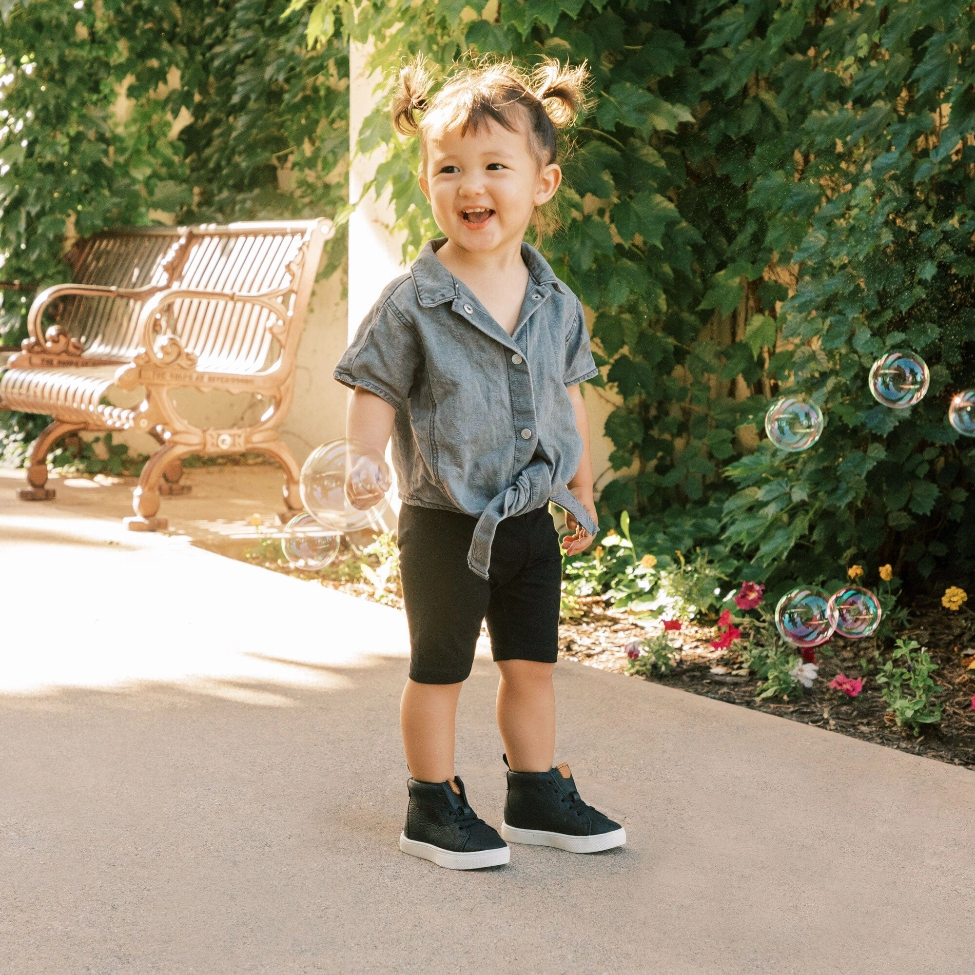 Ebony Leon Boot II Sneaker Summer kids' fashion Comfort Cushioning