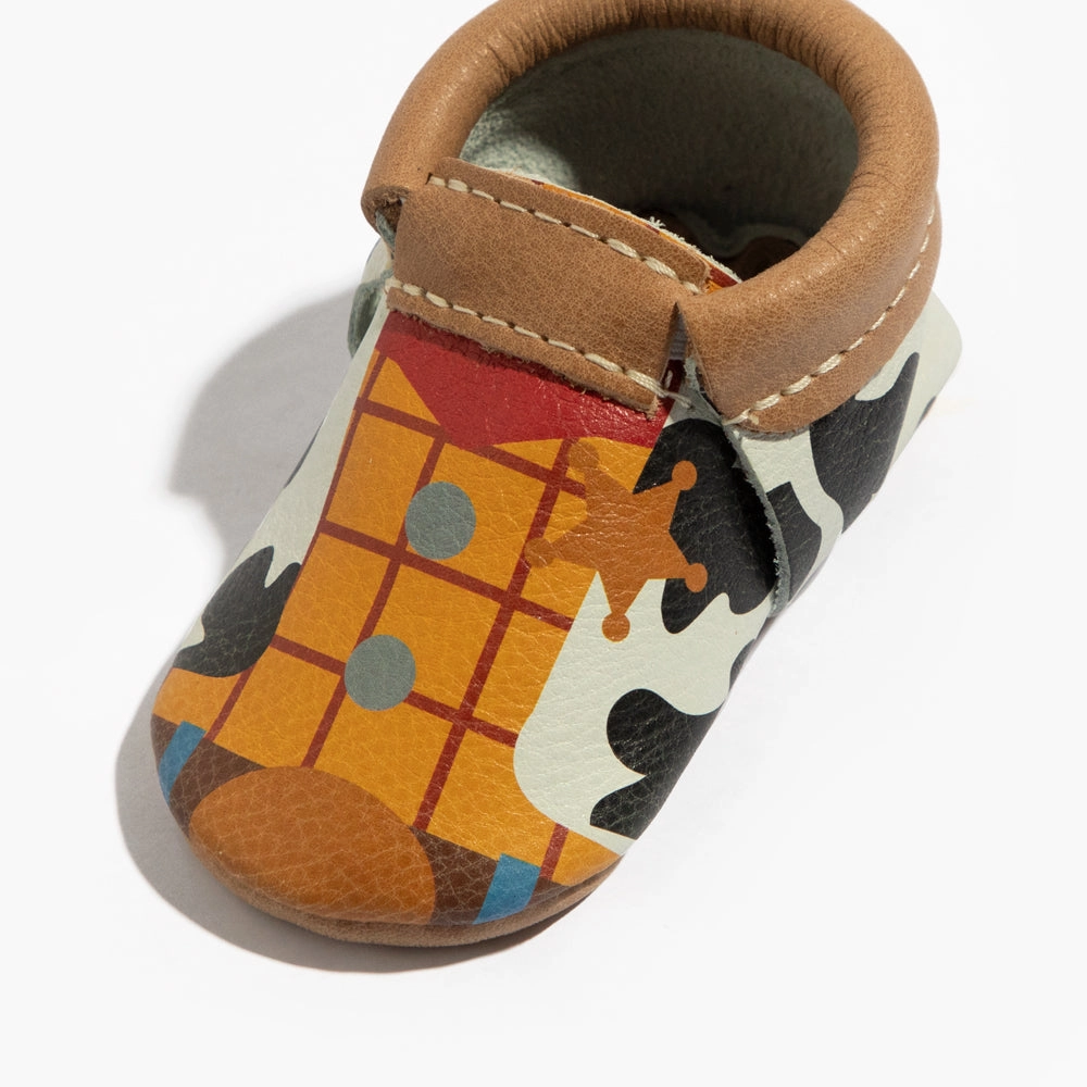 Cute kids' outfits ArchSupport Buzz & Woody City Baby Shoe