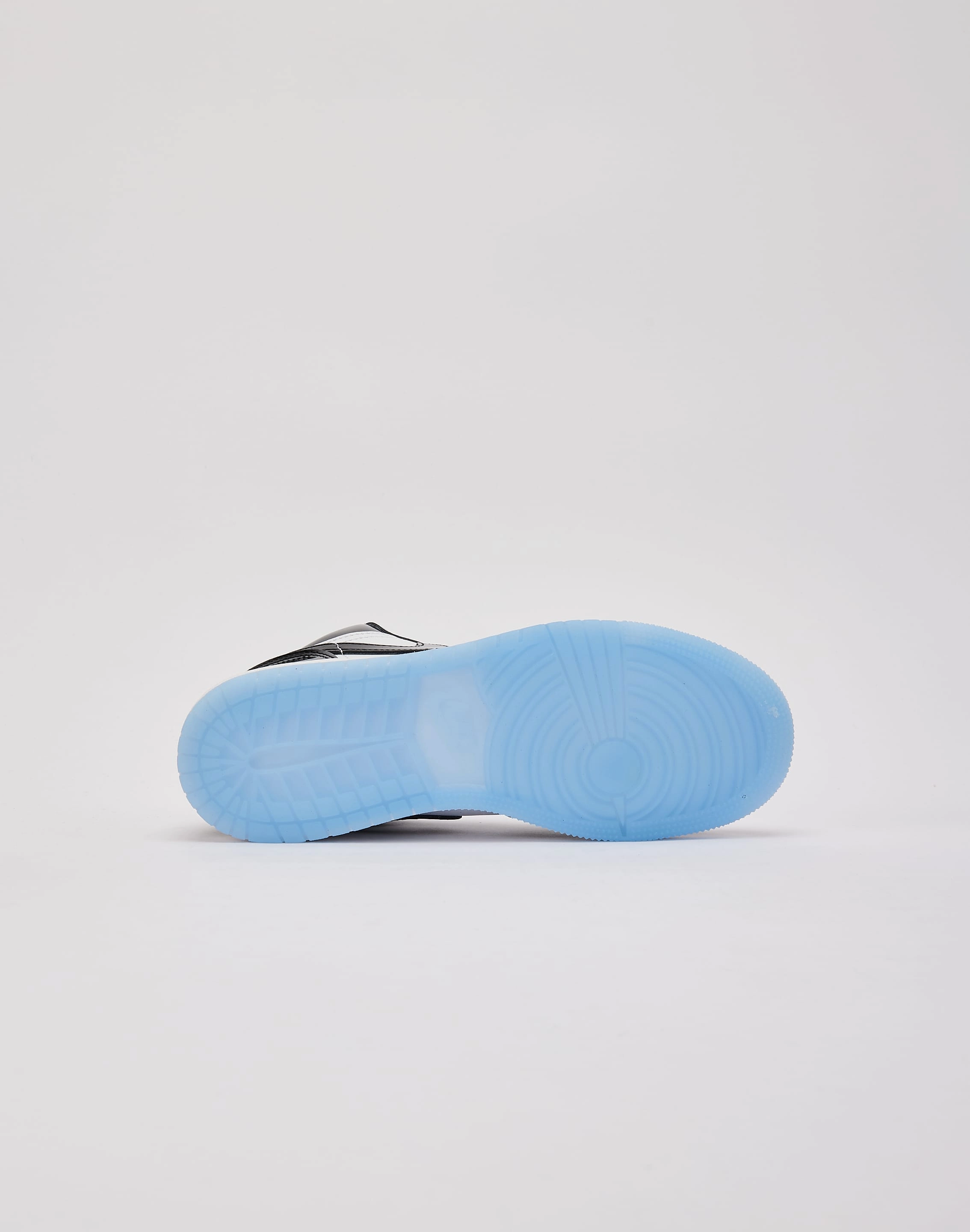 Winter kids' wear Jordan Air Jordan 1 Low SE 'Concord' Grade-School