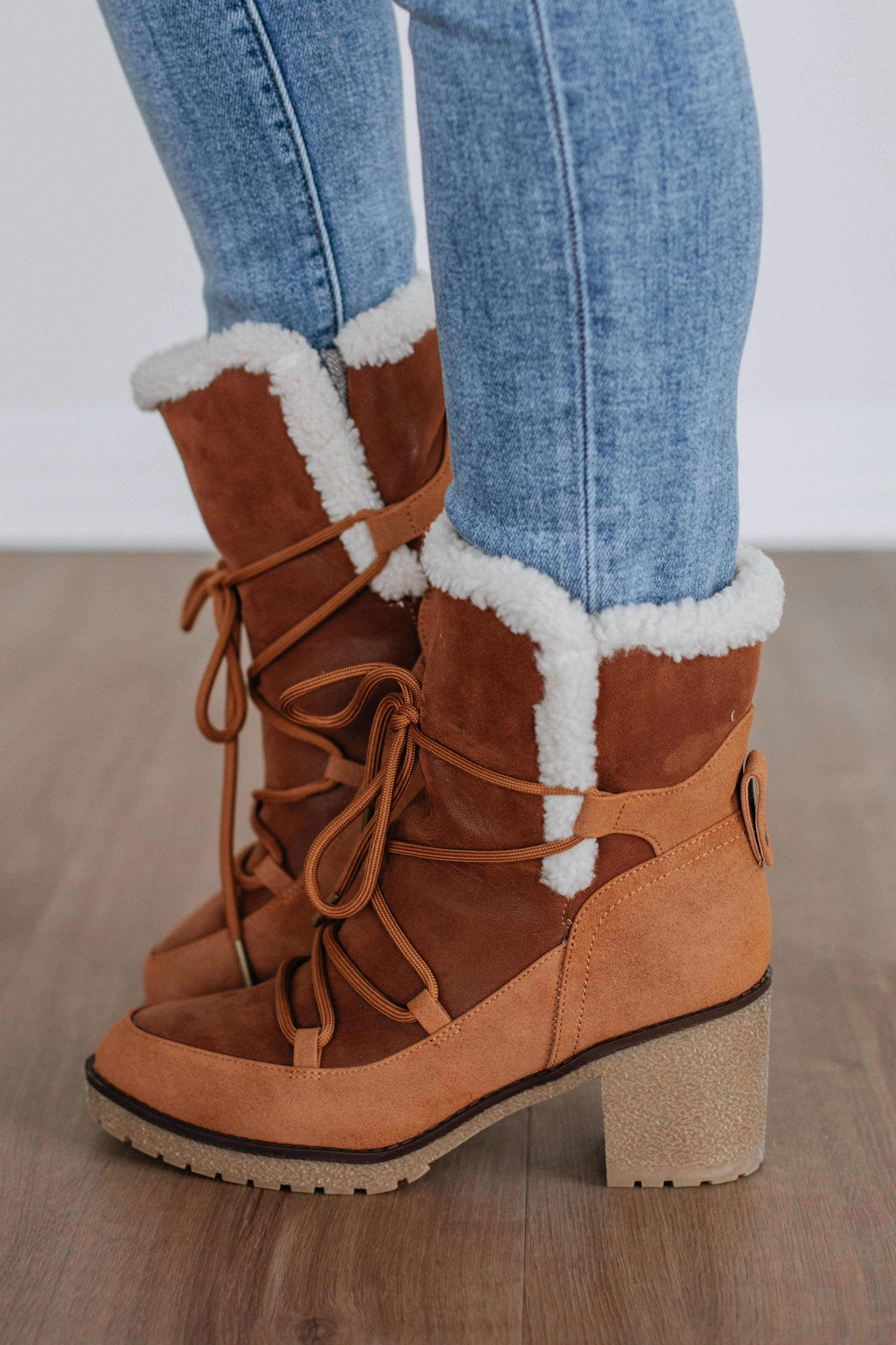 Shock Dispersing Plate Silent Walk Embracing The Chill Boots - Cognac